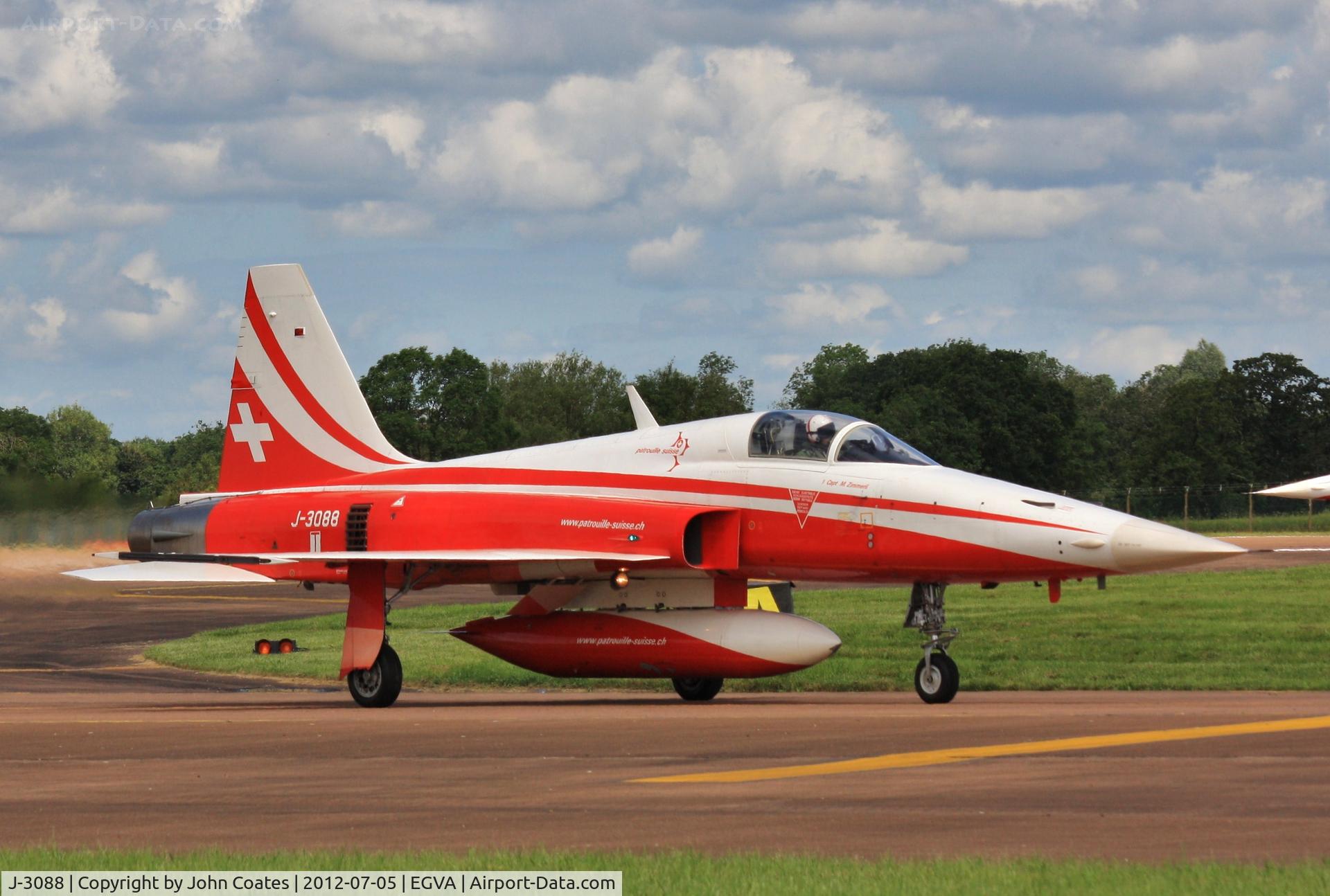 J-3088, Northrop F-5E Tiger II C/N L.1088, Arriving RIAT 2012
