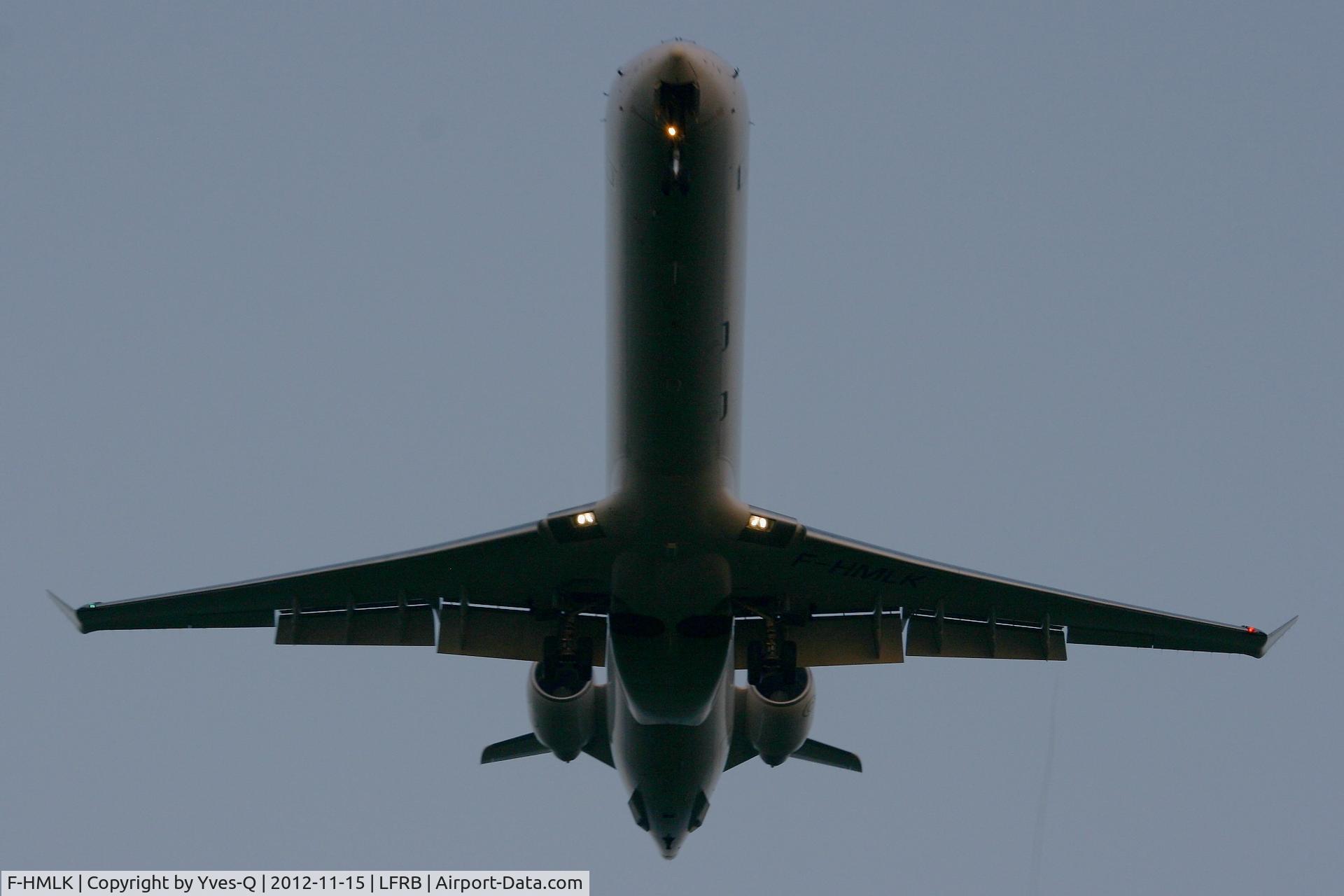 F-HMLK, 2011 Bombardier CRJ-1000EL NG (CL-600-2E25) C/N 19016, Canadair CRJ-1000, On final rwy 25L, Brest-Guipavas Regional Airport (LFRB-BES)