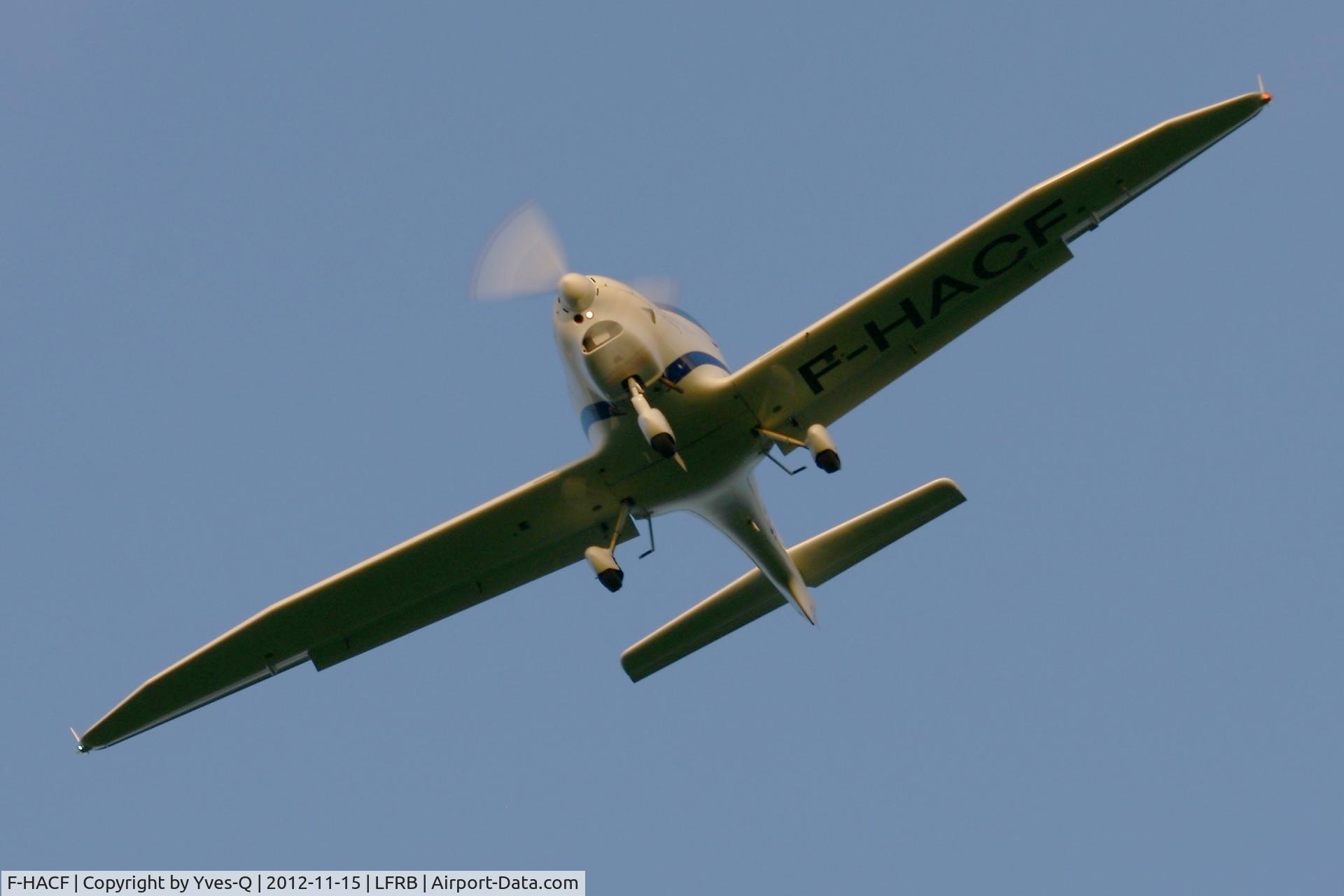 F-HACF, Aquila A210 (AT01) C/N AT01-125, Aquila A210 (AT01), Short approach rwy 25L, Brest-Guipavas Airport (LFRB-BES)