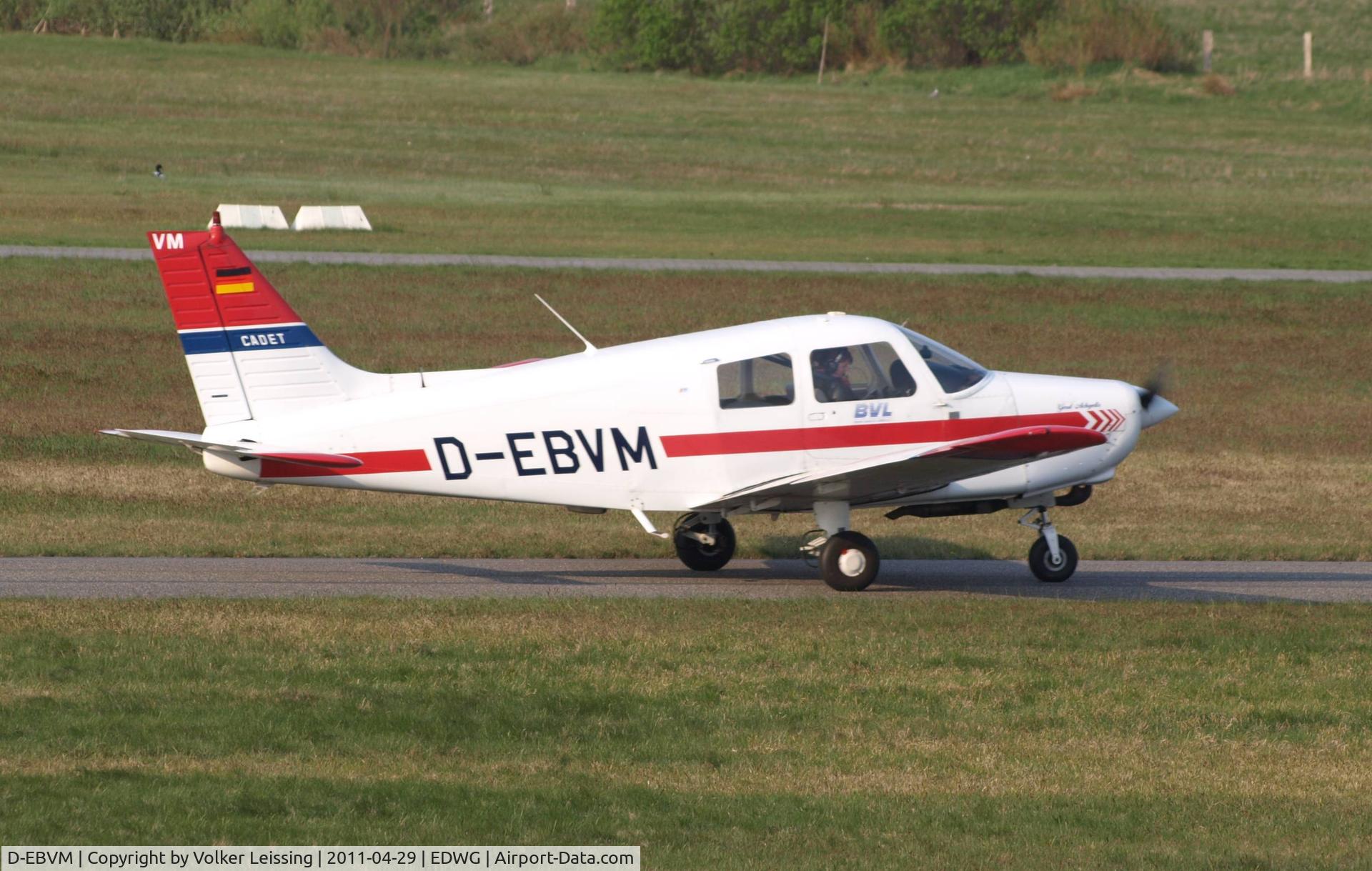 D-EBVM, 1989 Piper PA-28-161 C/N 28-41143, take of