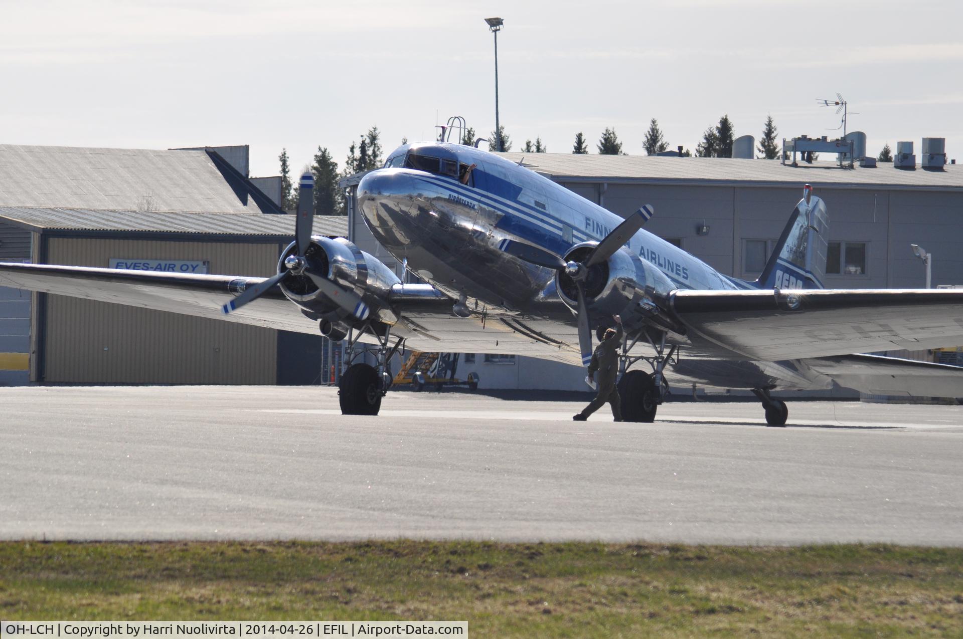 OH-LCH, 1942 Douglas C-53C Skytrooper C/N 6346, Preparing for show flight