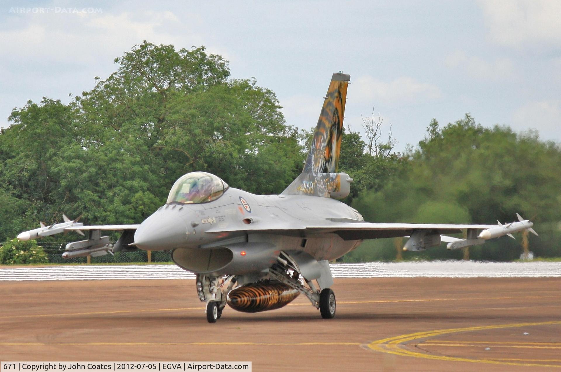 671, Fokker F-16AM Fighting Falcon C/N 6K-43, Arriving RIAT 2012