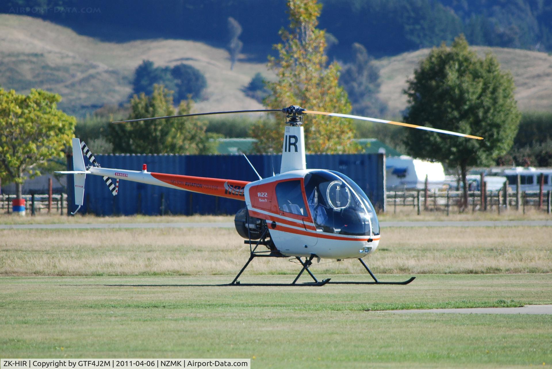 ZK-HIR, Robinson R22 Beta C/N 2620, ZK-HIR  at Motueaka 6.4.11