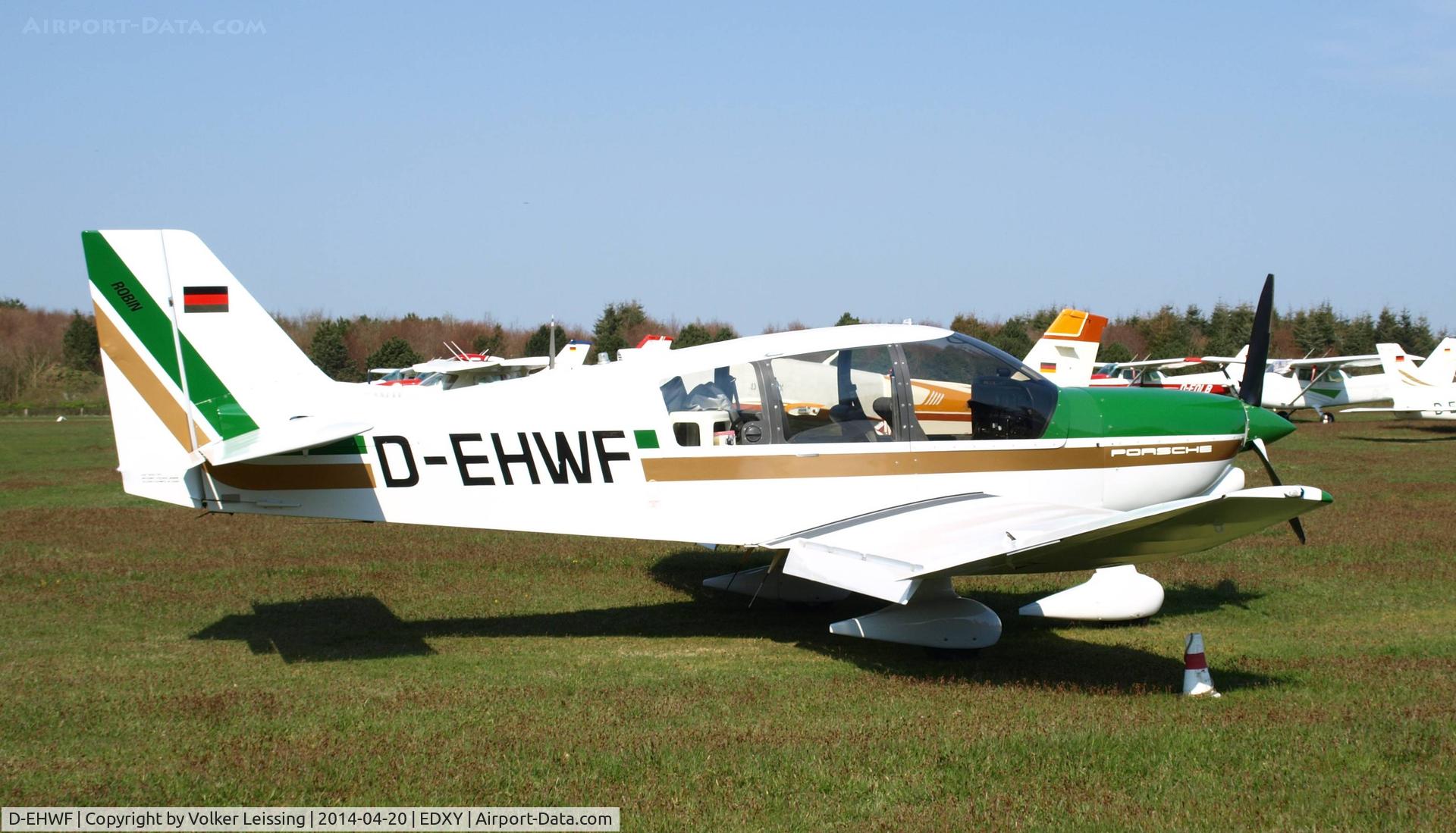 D-EHWF, 1987 Robin DR-400 C/N 1800, parking