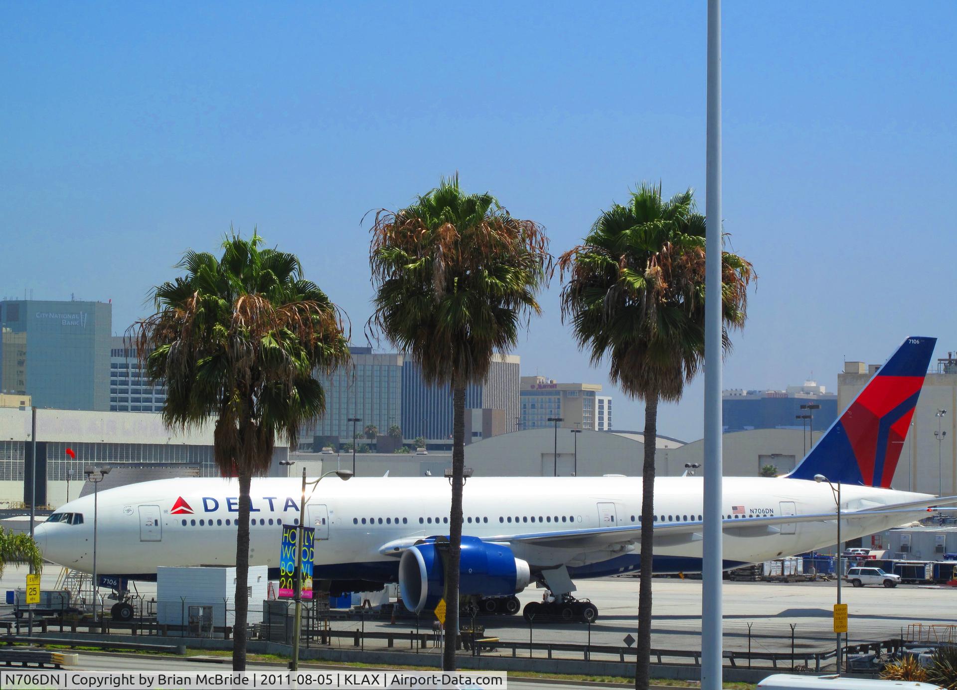 N706DN, Boeing 777-232/LR C/N 30440, Delta Airlines. 777-232LR. N706DN 7106 cn 30440 776. Los Angeles - International (LAX KLAX). Image © Brian McBride. 05 August 2011