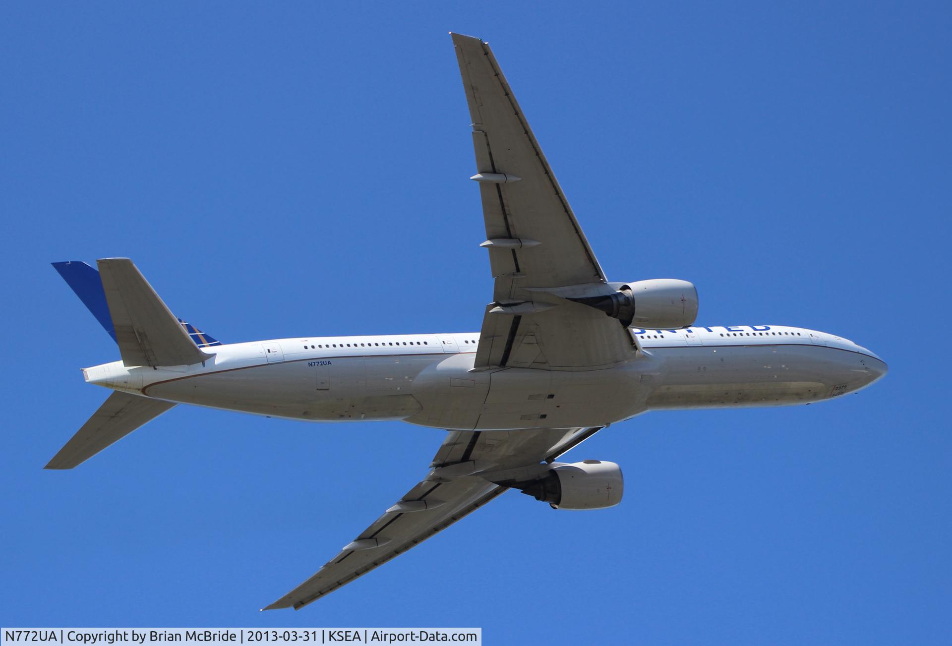 N772UA, 1995 Boeing 777-222 C/N 26930, United Airlines. 777-222. N772UA 2372 cn 26930 5. Seattle Tacoma - International (SEA KSEA). Image © Brian McBride. 31 March 2013