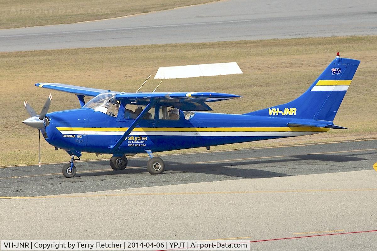 VH-JNR, Cessna 182E Skylane C/N 18253637, Cessna 182E, c/n: 18253637 at Jandakot