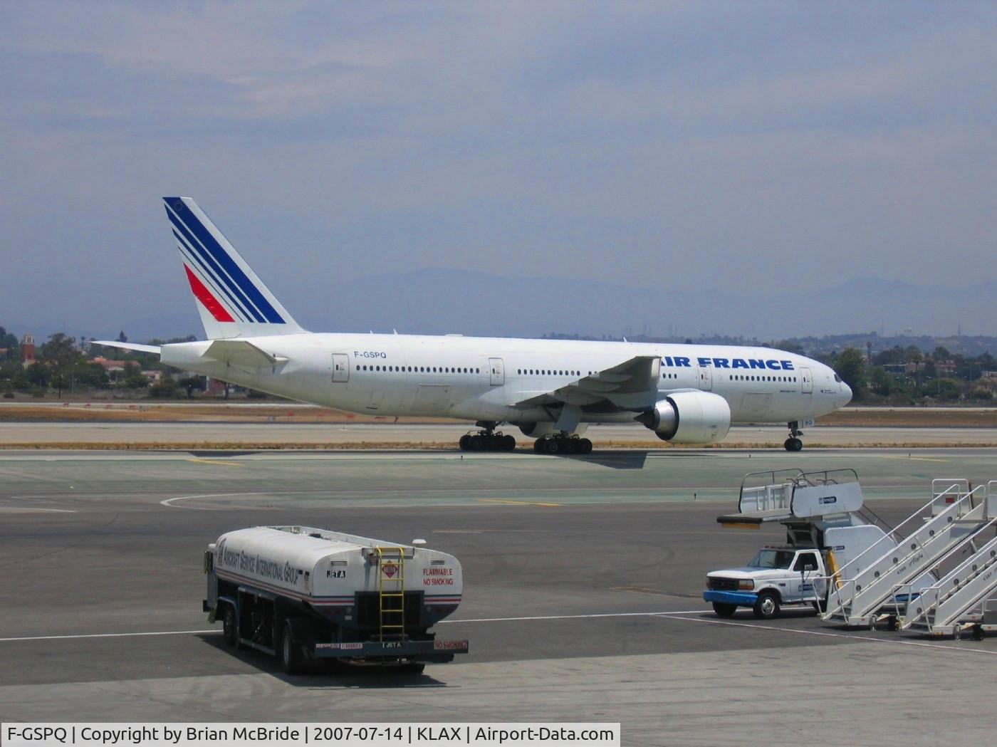 F-GSPQ, 2001 Boeing 777-228/ER C/N 28682, Air France. 777-228ER. F-GSPQ cn 28682 331. Los Angeles - International (LAX KLAX). Image © Brian McBride. 14 July 2007