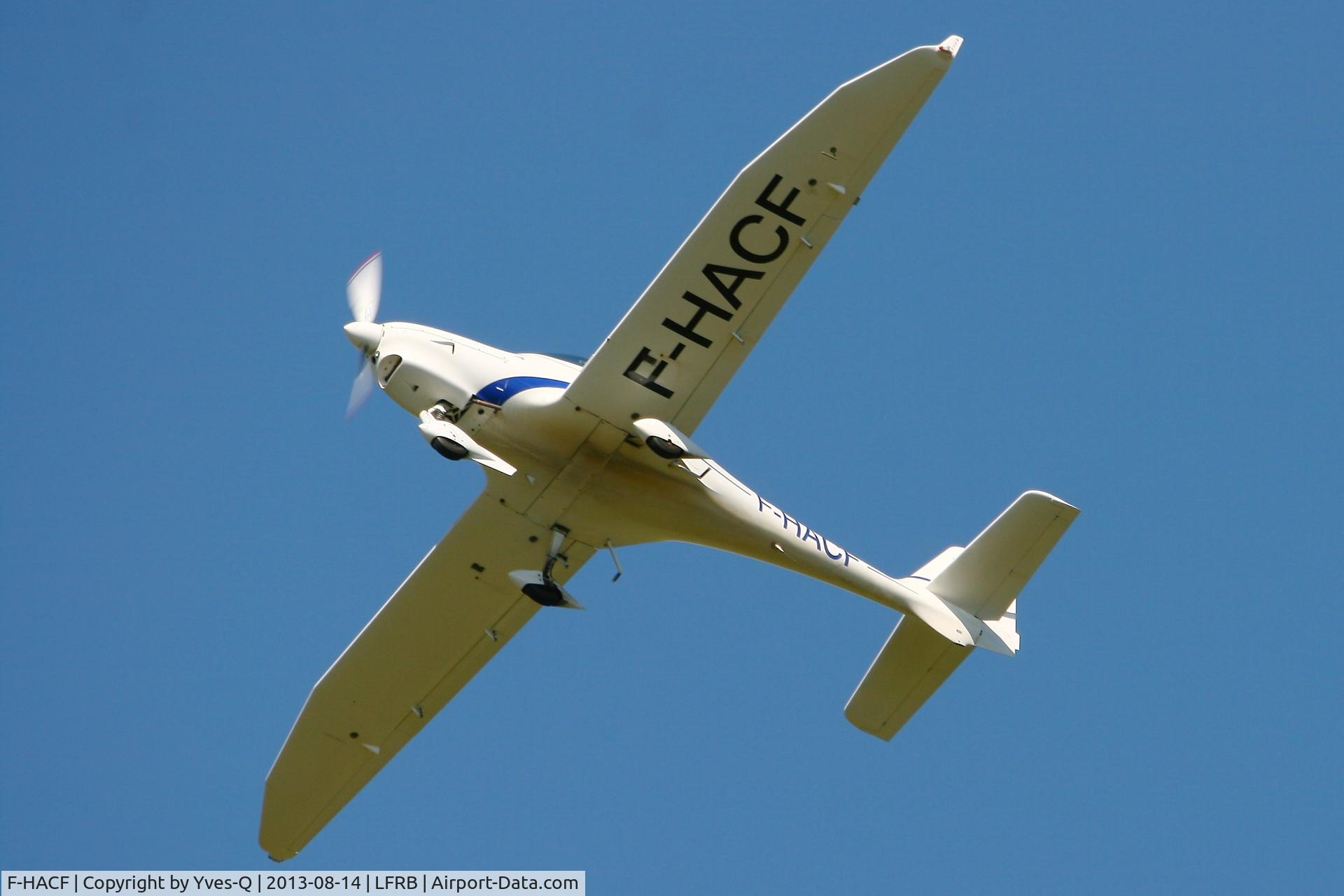 F-HACF, Aquila A210 (AT01) C/N AT01-125, Aquila A210 (AT01), Take off rwy 25L, Brest-Guipavas Airport (LFRB-BES)