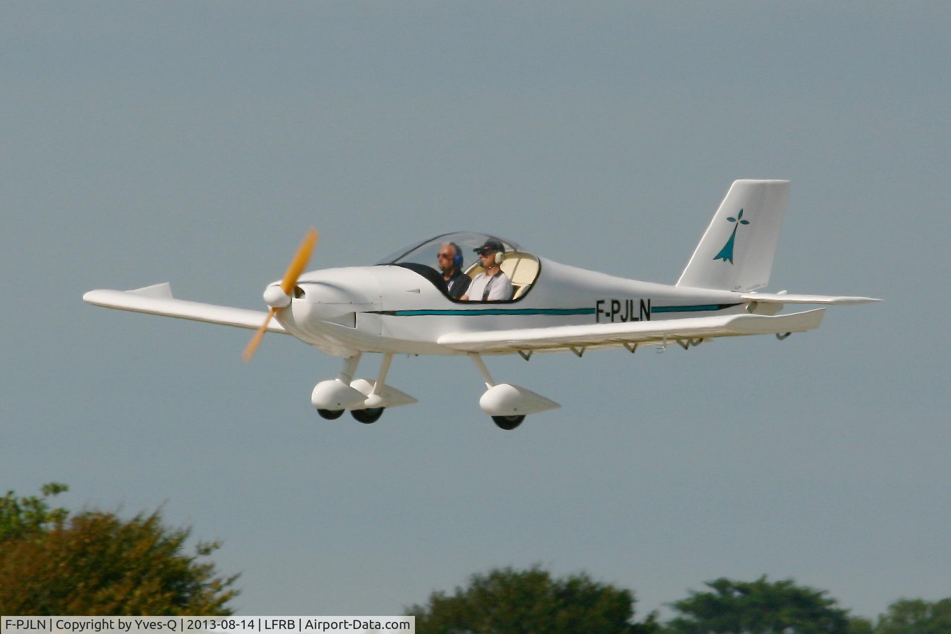 F-PJLN, 2010 Chouchen NL01 C/N 01, Chouchen LN-01, Short approach rwy 25L, Brest-Guipavas Airport (LFRB-BES)