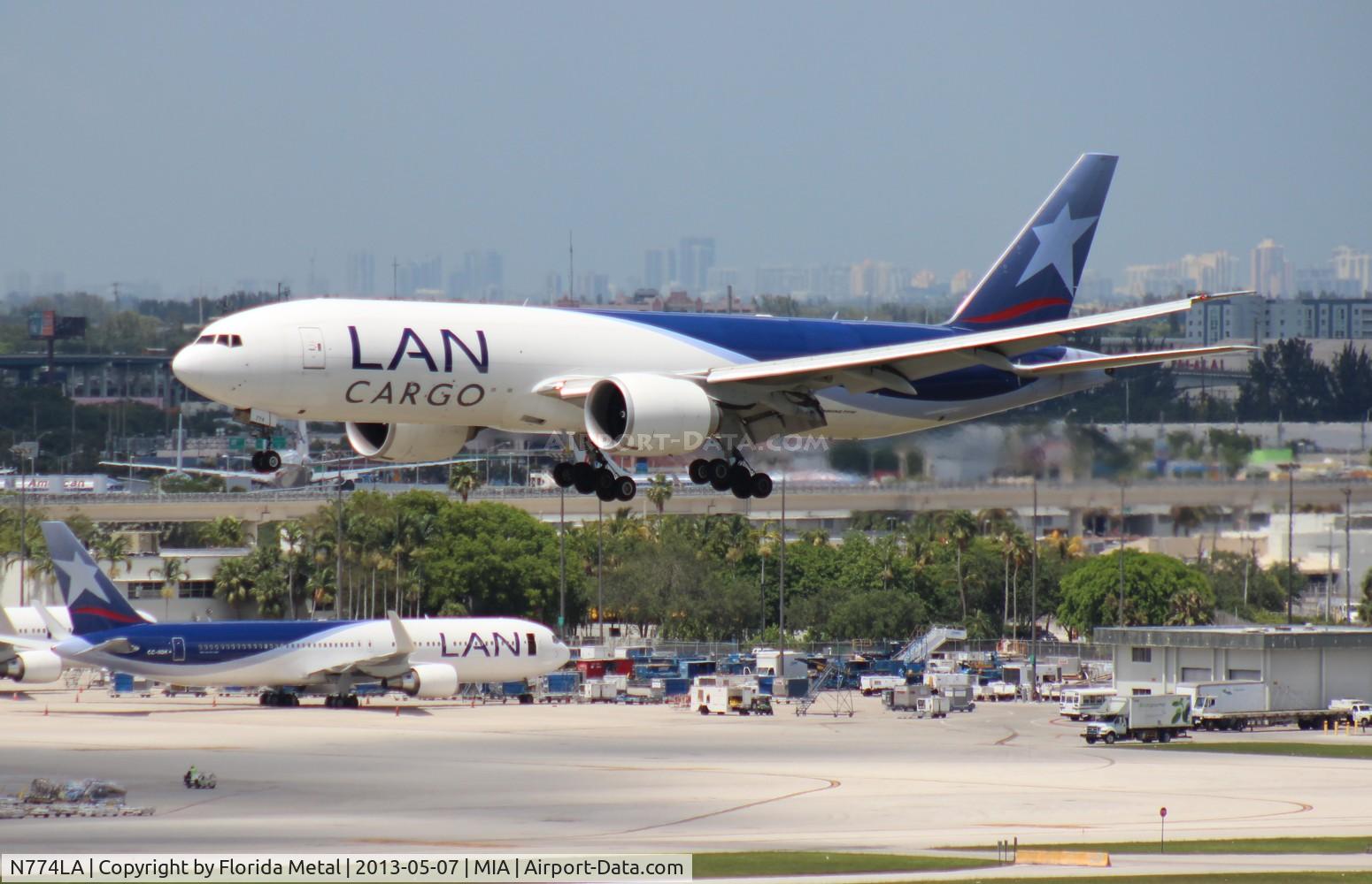 N774LA, 2009 Boeing 777-F6N C/N 37710, LAN Cargo 777-200