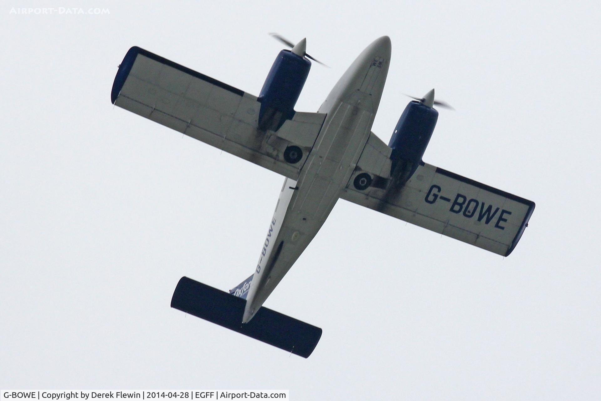 G-BOWE, 1978 Piper PA-34-200T Seneca II C/N 34-7870405, Oxford 21 in the overhead at EGFF.