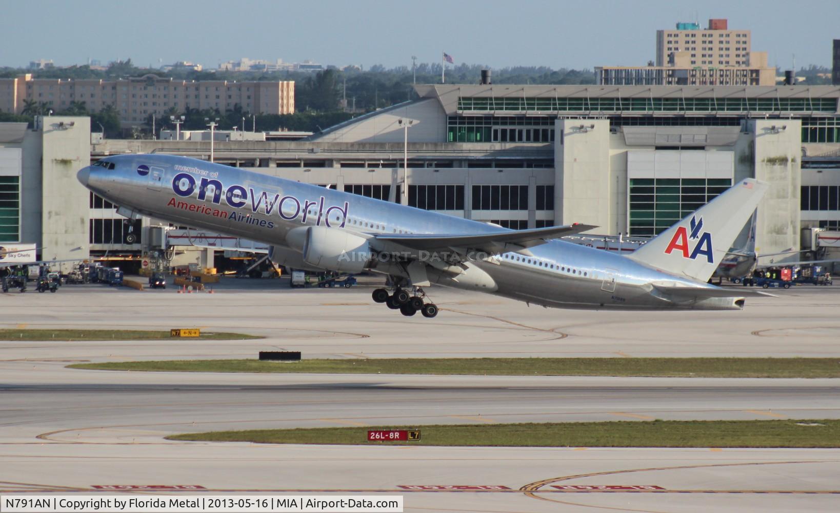 N791AN, 2000 Boeing 777-223/ER C/N 30254, American One World 777-200