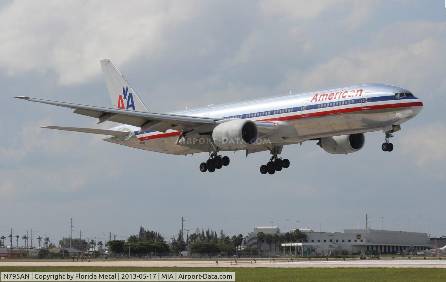 N795AN, 2000 Boeing 777-223 C/N 30257, American 777-200