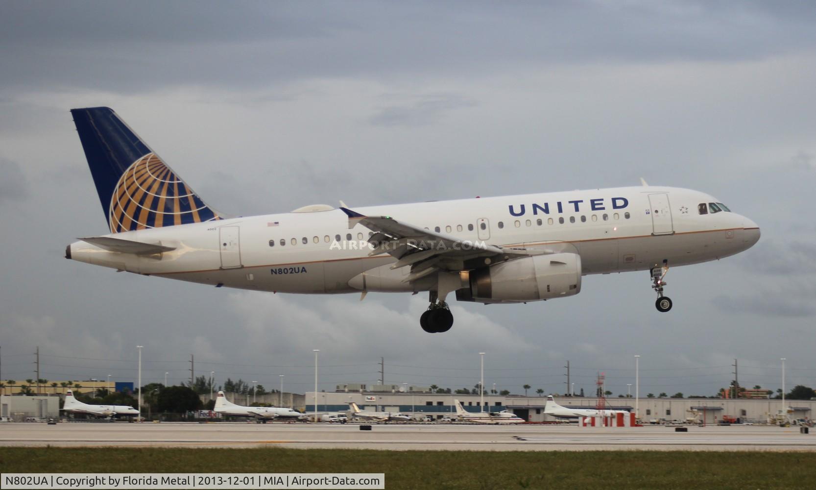 N802UA, 1997 Airbus A319-131 C/N 690, United A319