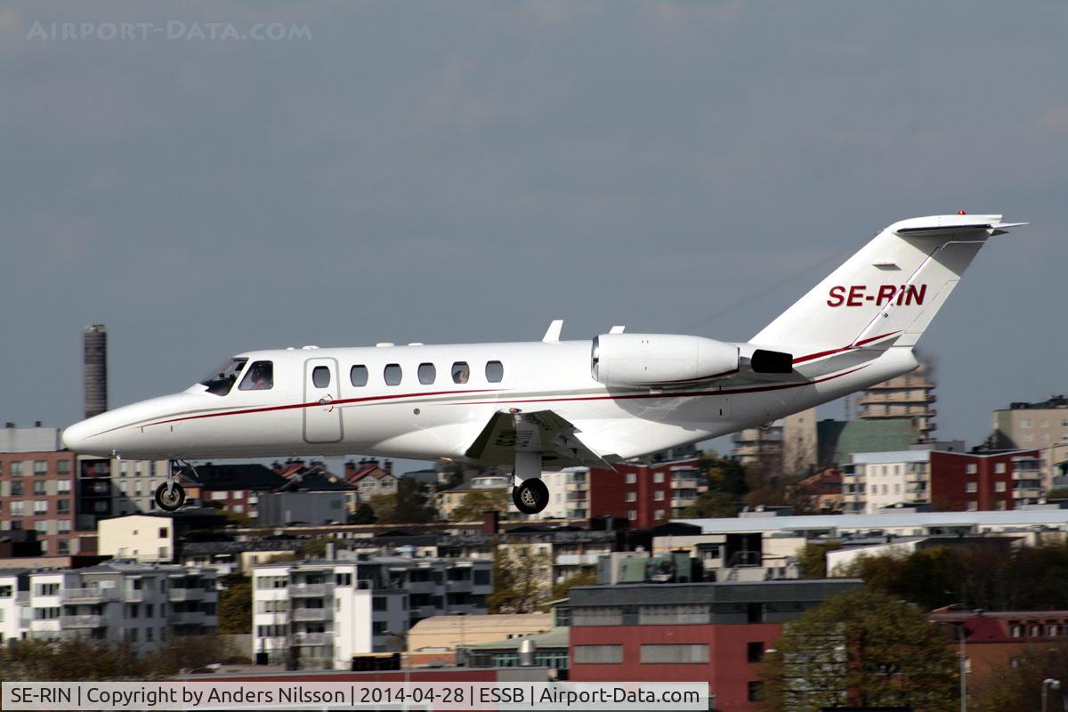 SE-RIN, 2003 Cessna 525A CitationJet CJ2 C/N 525A-0190, On final for runway 30.
