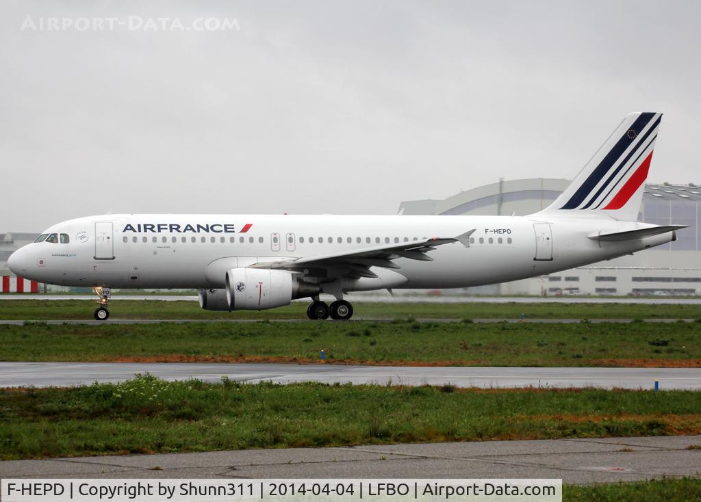 F-HEPD, 2010 Airbus A320-214 C/N 4295, Taxiing holding point rwy 32R for departure