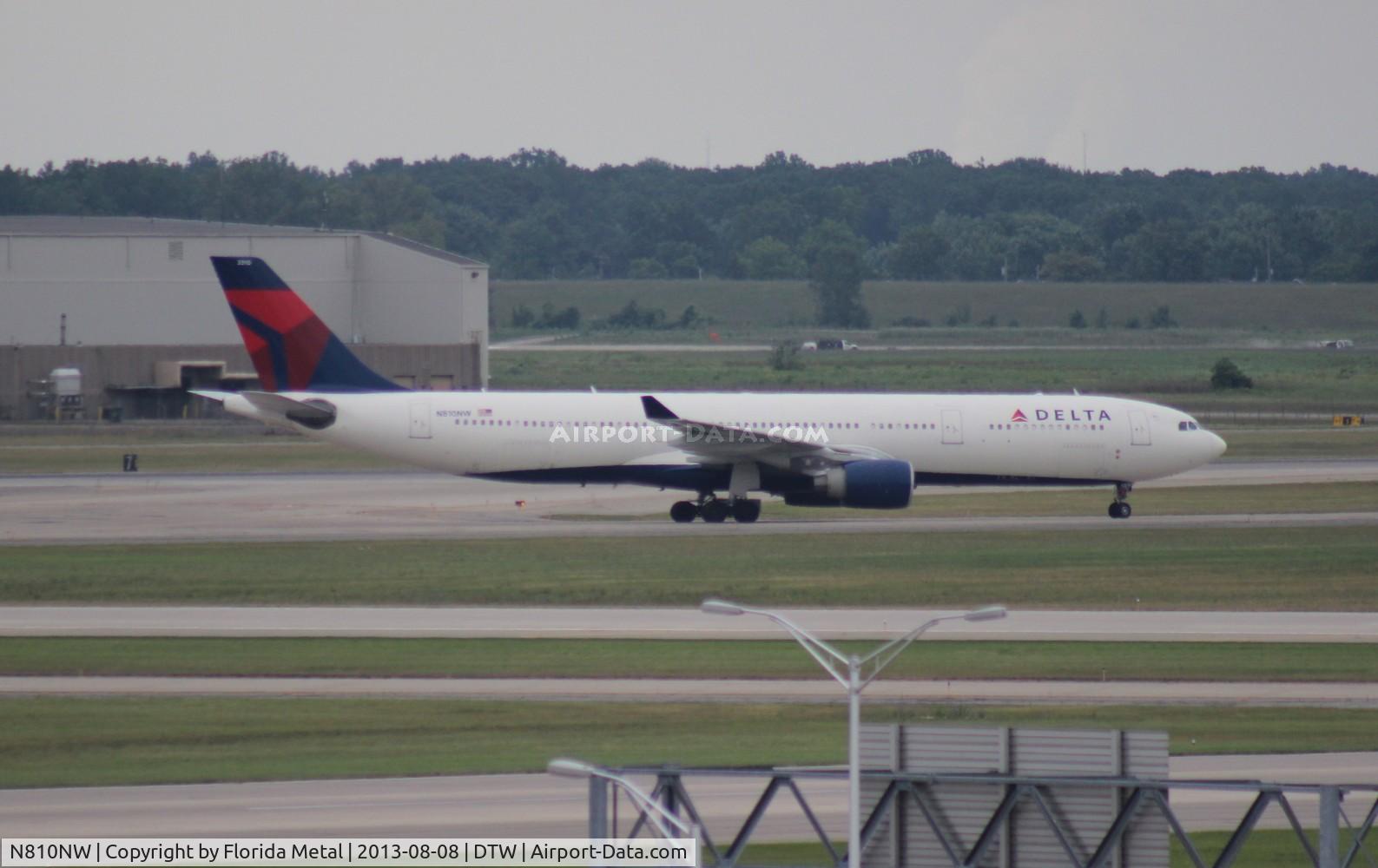 N810NW, 2005 Airbus A330-323 C/N 0674, Delta A330-300