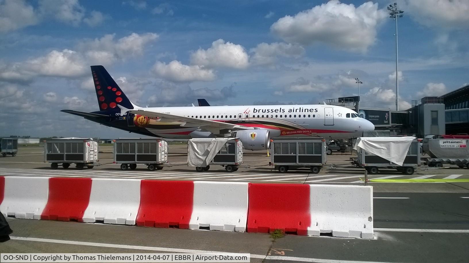 OO-SND, 2002 Airbus A320-214 C/N 1838, before departure