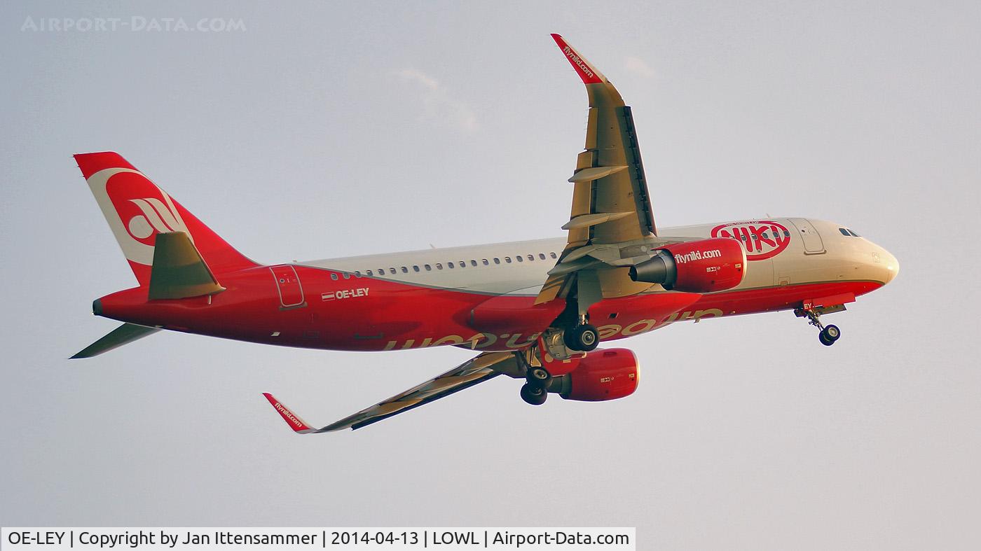 OE-LEY, 2013 Airbus A320-214 C/N 5648, oe-ley