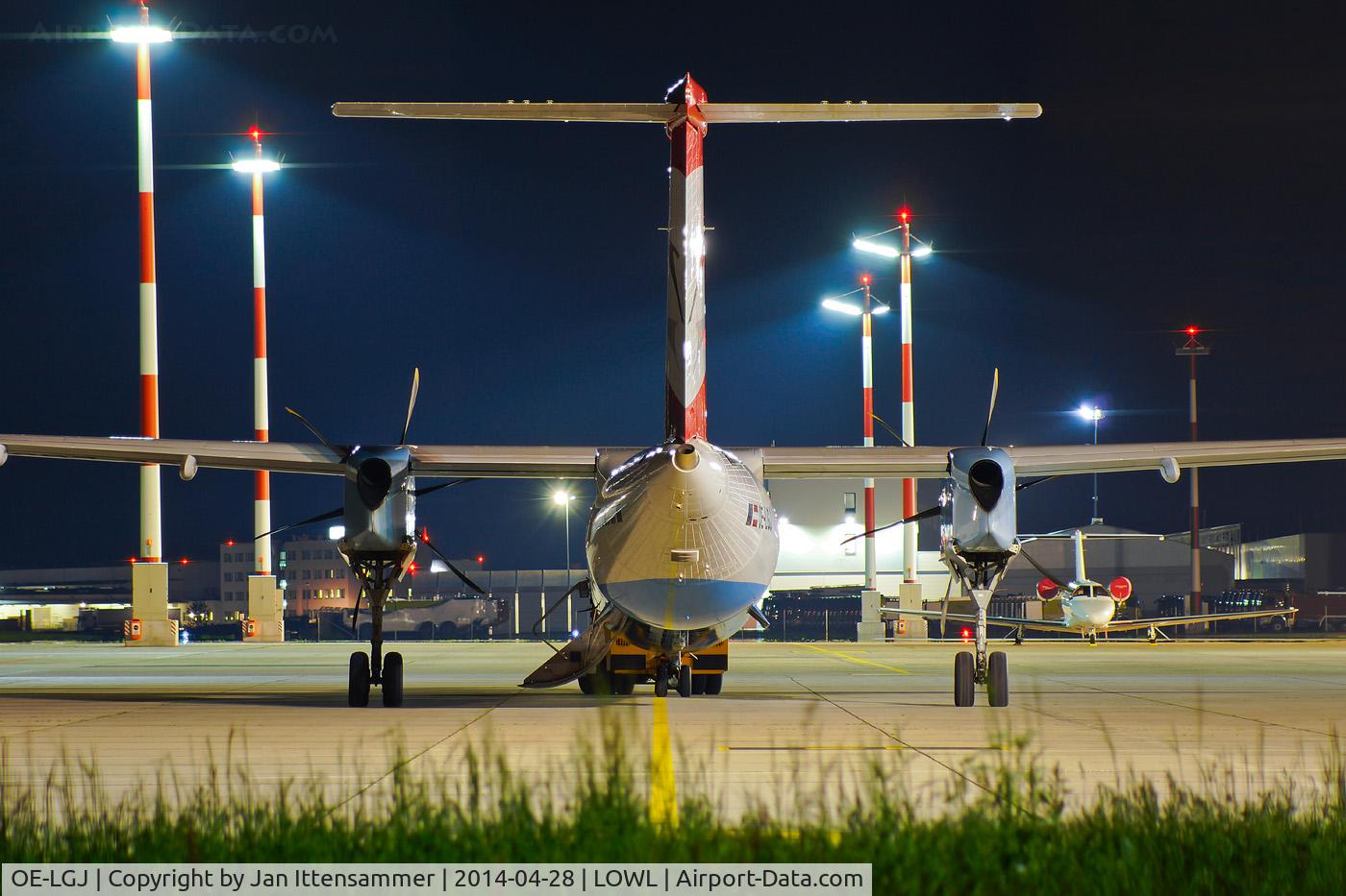 OE-LGJ, 2005 De Havilland Canada DHC-8-402Q Dash 8 C/N 4104, oe-lgj