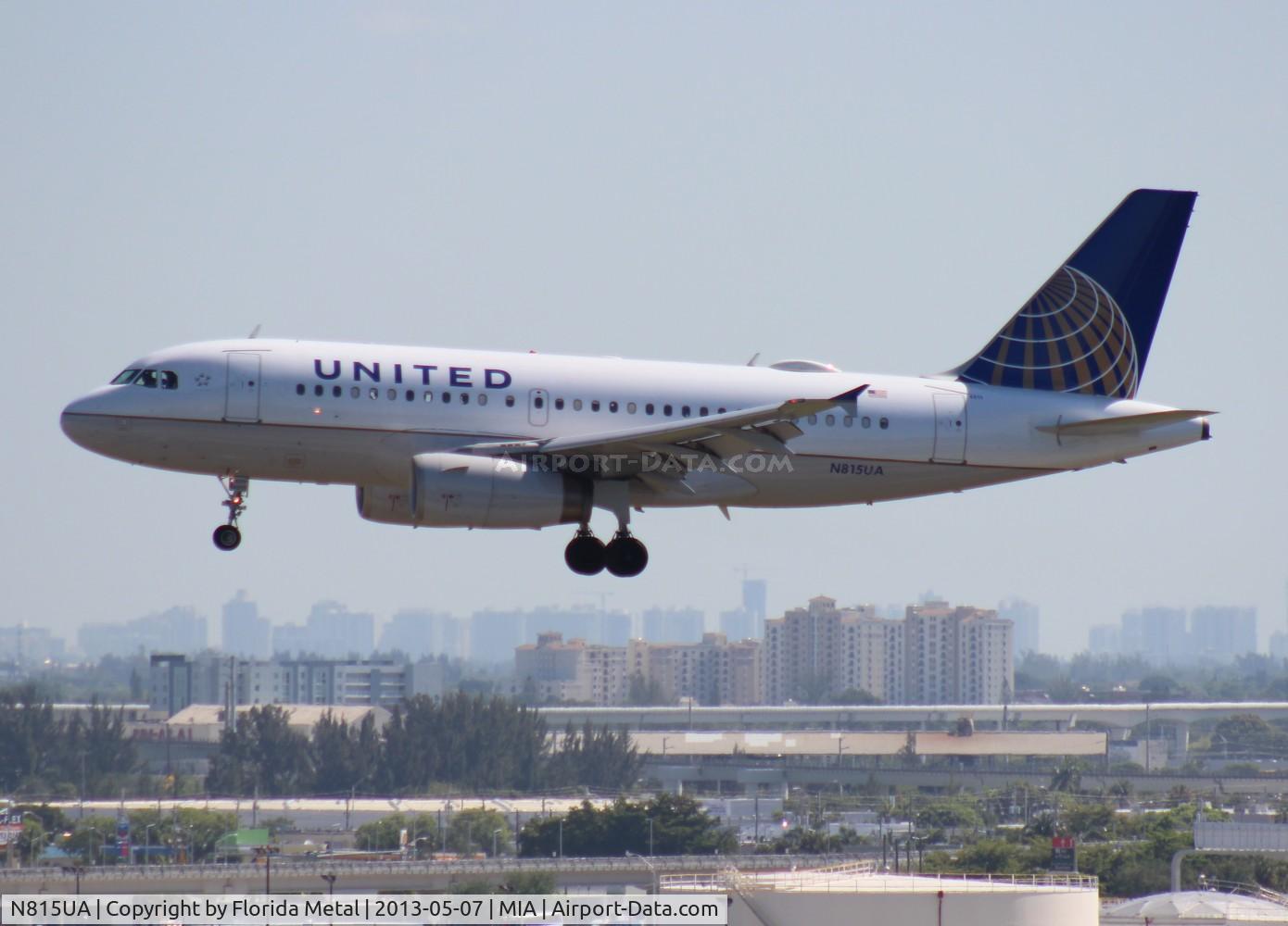N815UA, 1998 Airbus A319-131 C/N 867, United A319