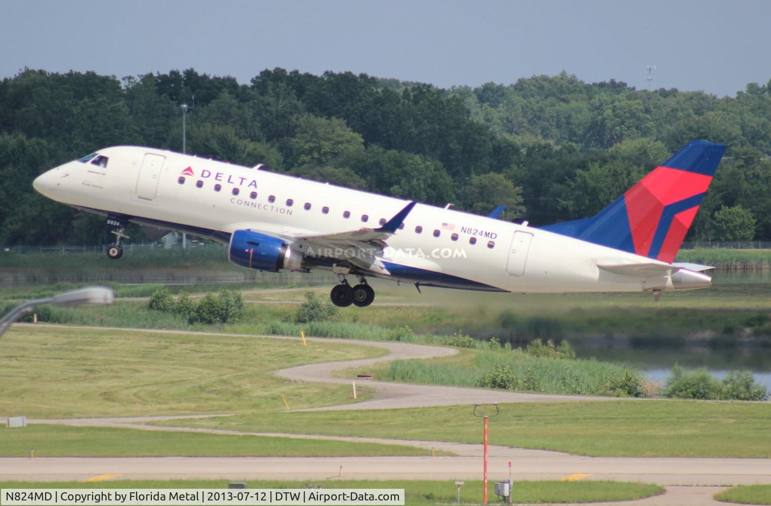 N824MD, 2005 Embraer 170SU (ERJ-170-100SU) C/N 17000045, Delta Connection E170