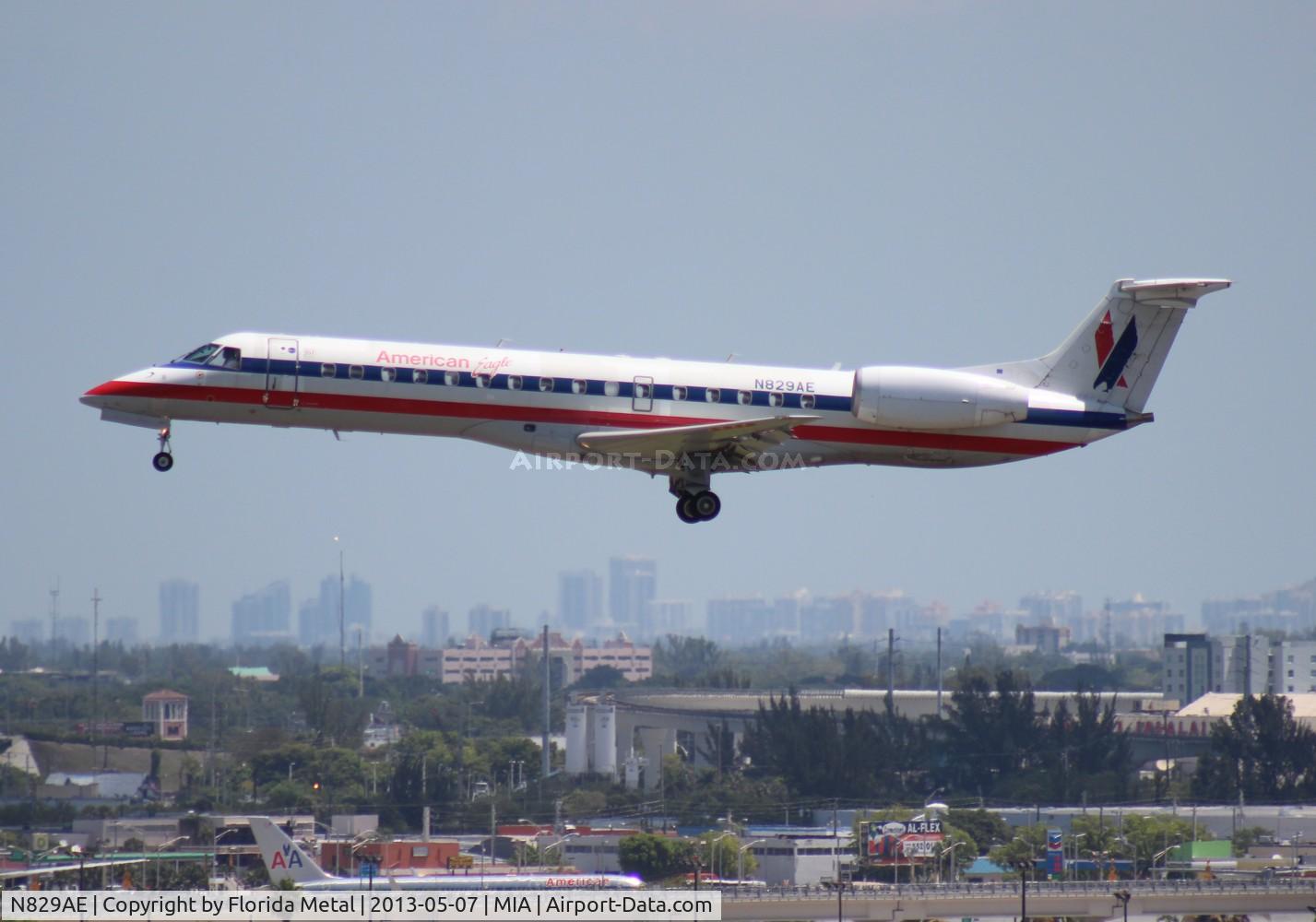 N829AE, 2002 Embraer ERJ-140LR (EMB-135KL) C/N 145609, Eagle E140