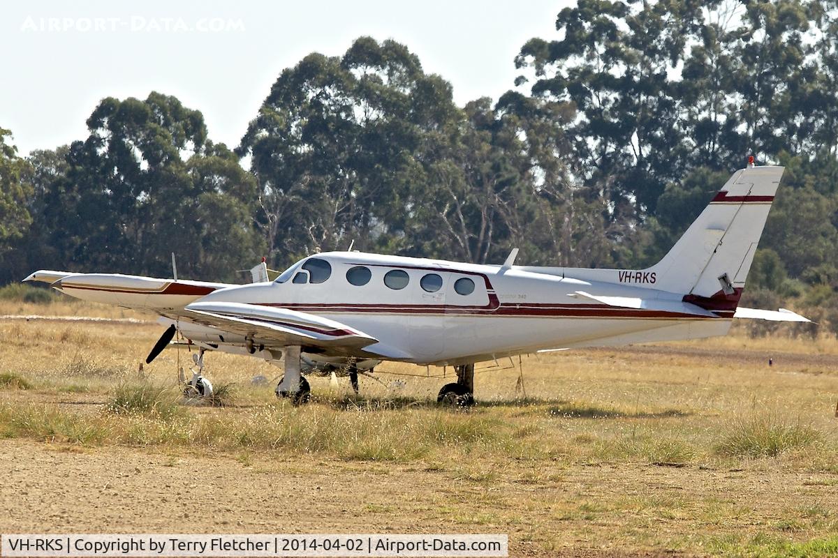 VH-RKS, 1973 Cessna 340 C/N 340-0209, 1973 Cessna 340, c/n: 3400209 at Murrayfields , WA