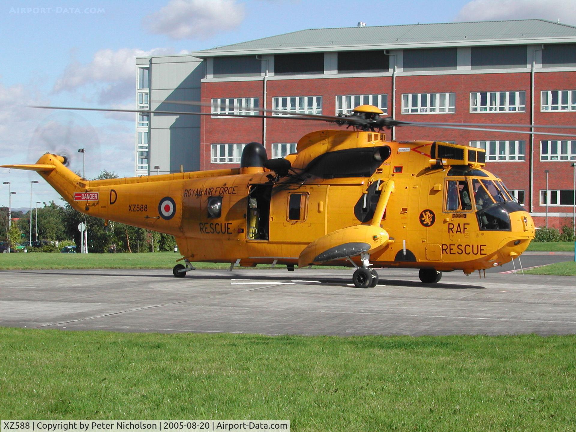 XZ588, 1977 Westland Sea King HAR.3 C/N WA854, Sea King HAR.3 of 202 Squadron at RAF Boulmer on the Cumberland Infirmary heli-pad, Carlisle in August 2005.