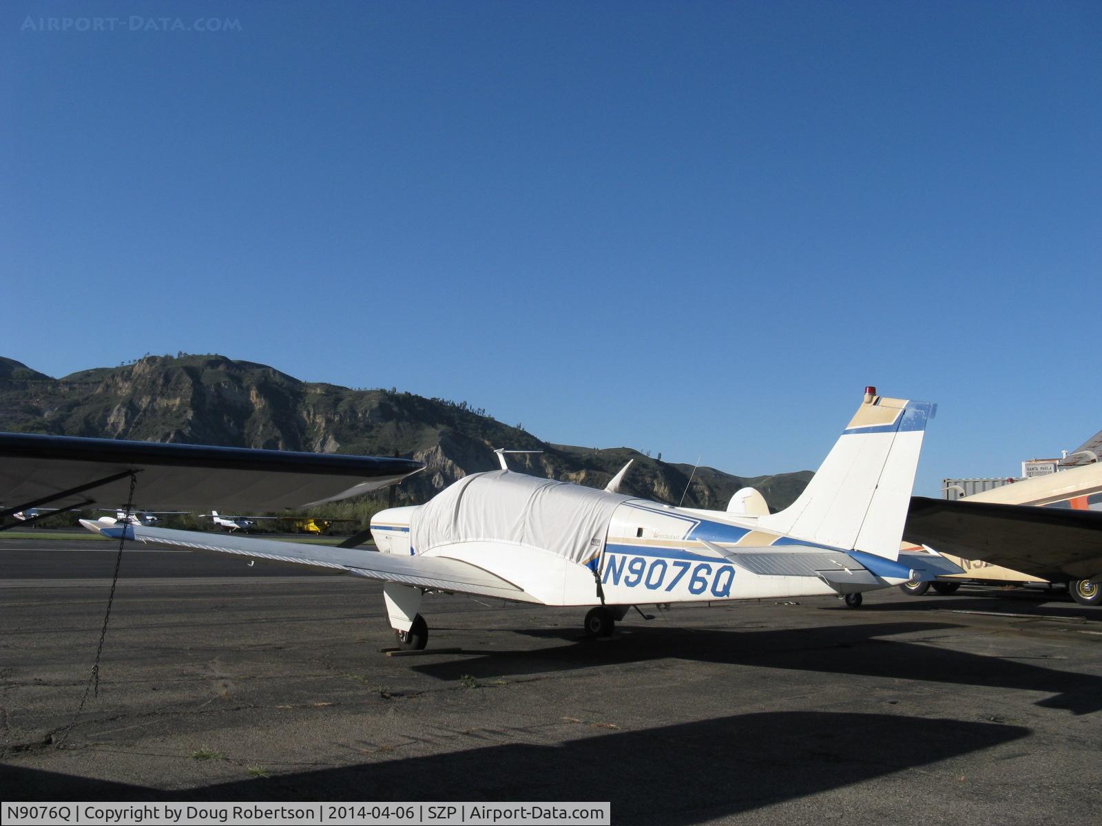 N9076Q, 1970 Beech A36 Bonanza 36 C/N E-236, 1970 Beech A36 BONANZA, Continental IO-520 285 Hp, custom cover