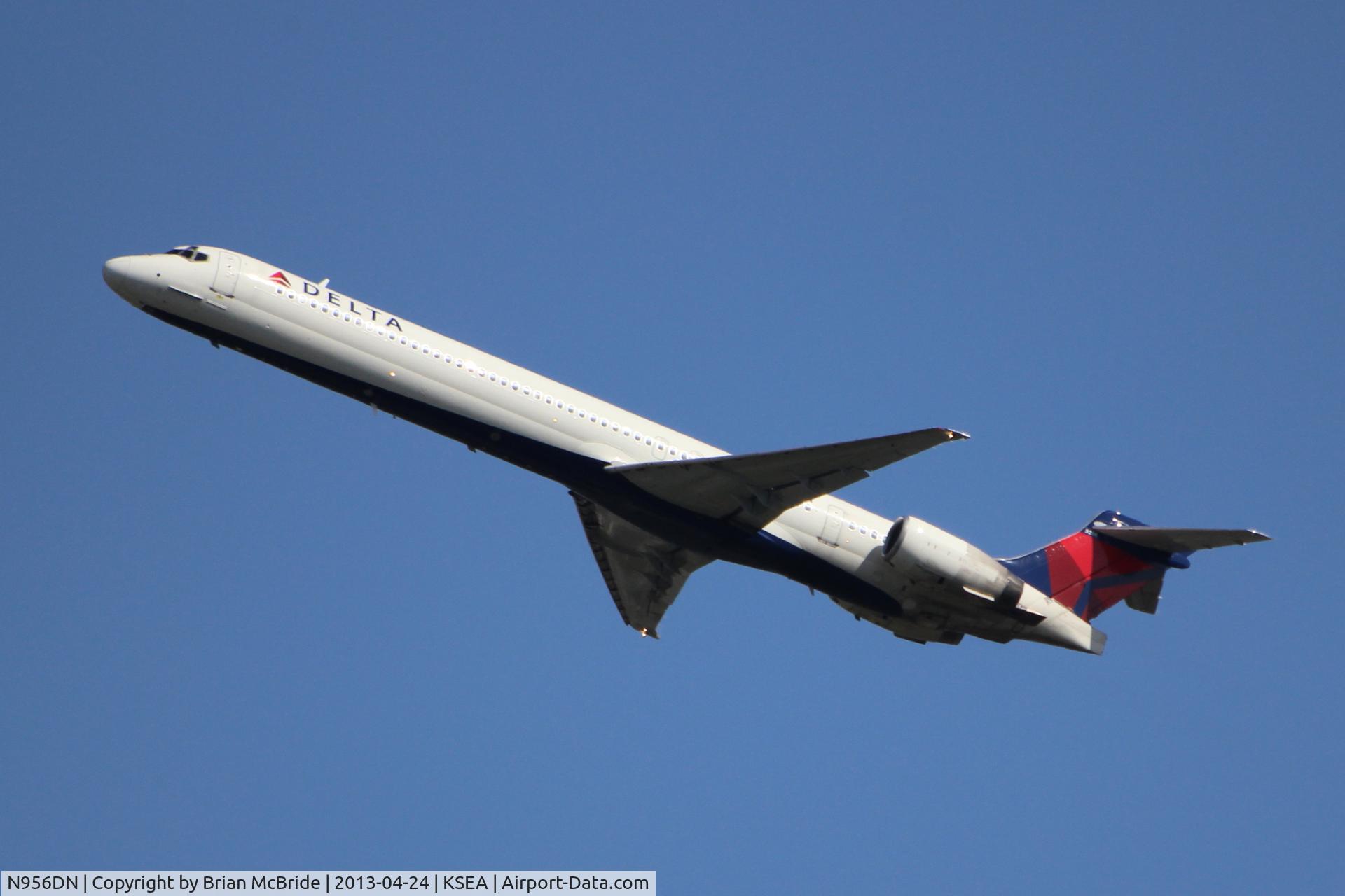 N956DN, McDonnell Douglas MD-90-30 C/N 53526, Delta Airlines. MD-90-30. N956DN cn 53526 2170. Seattle Tacoma - International (SEA KSEA). Image © Brian McBride. 24 April 2013