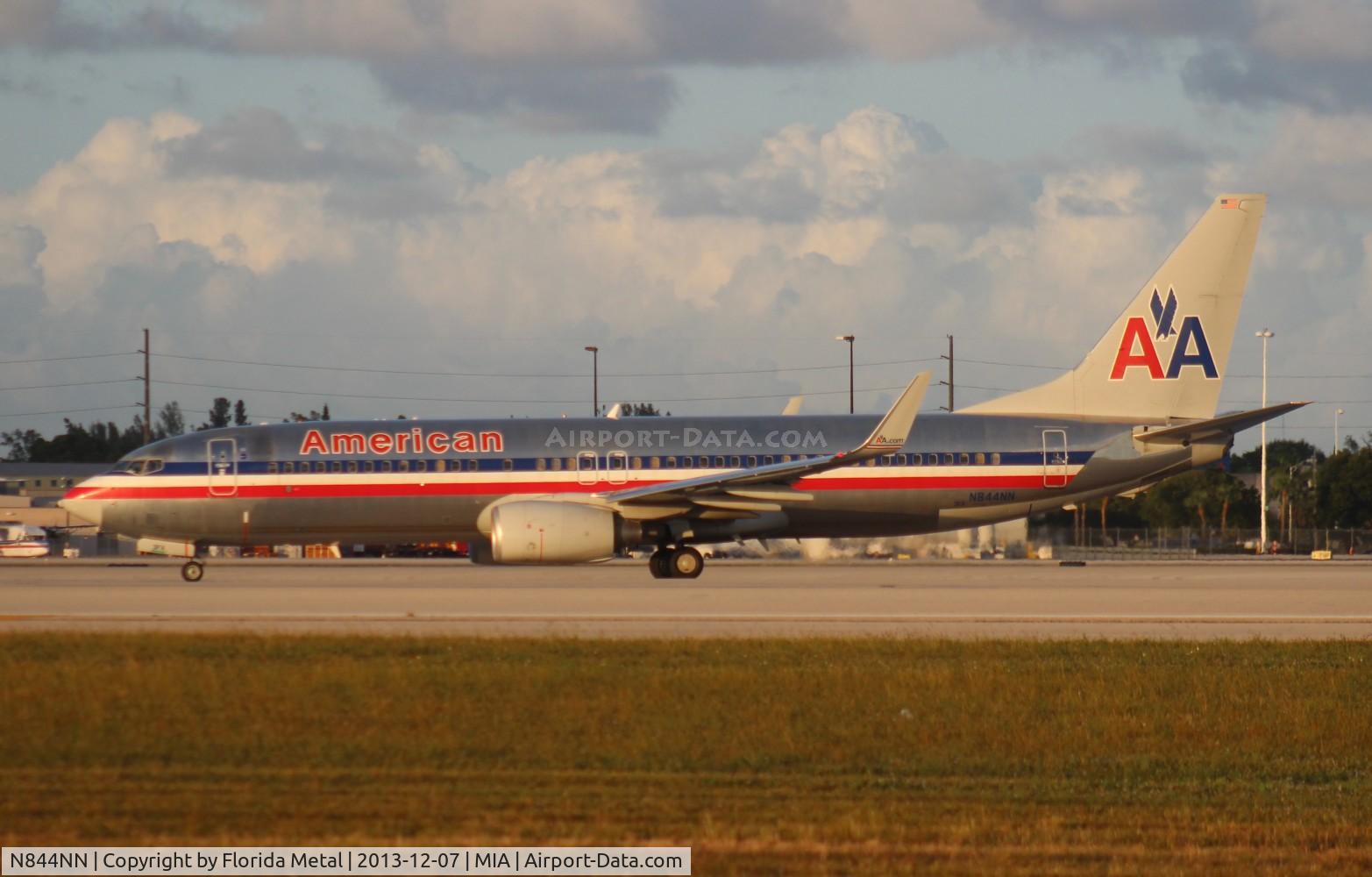 N844NN, 2010 Boeing 737-823 C/N 33212, American 737-800