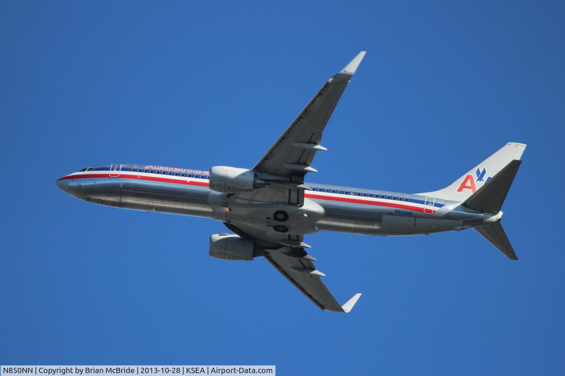 N850NN, 2010 Boeing 737-823 C/N 40580, American Airlines. 737-823. N850NN 3GE cn 40580 3380. Seattle Tacoma - International (SEA KSEA). Image © Brian McBride. 28 October 2013