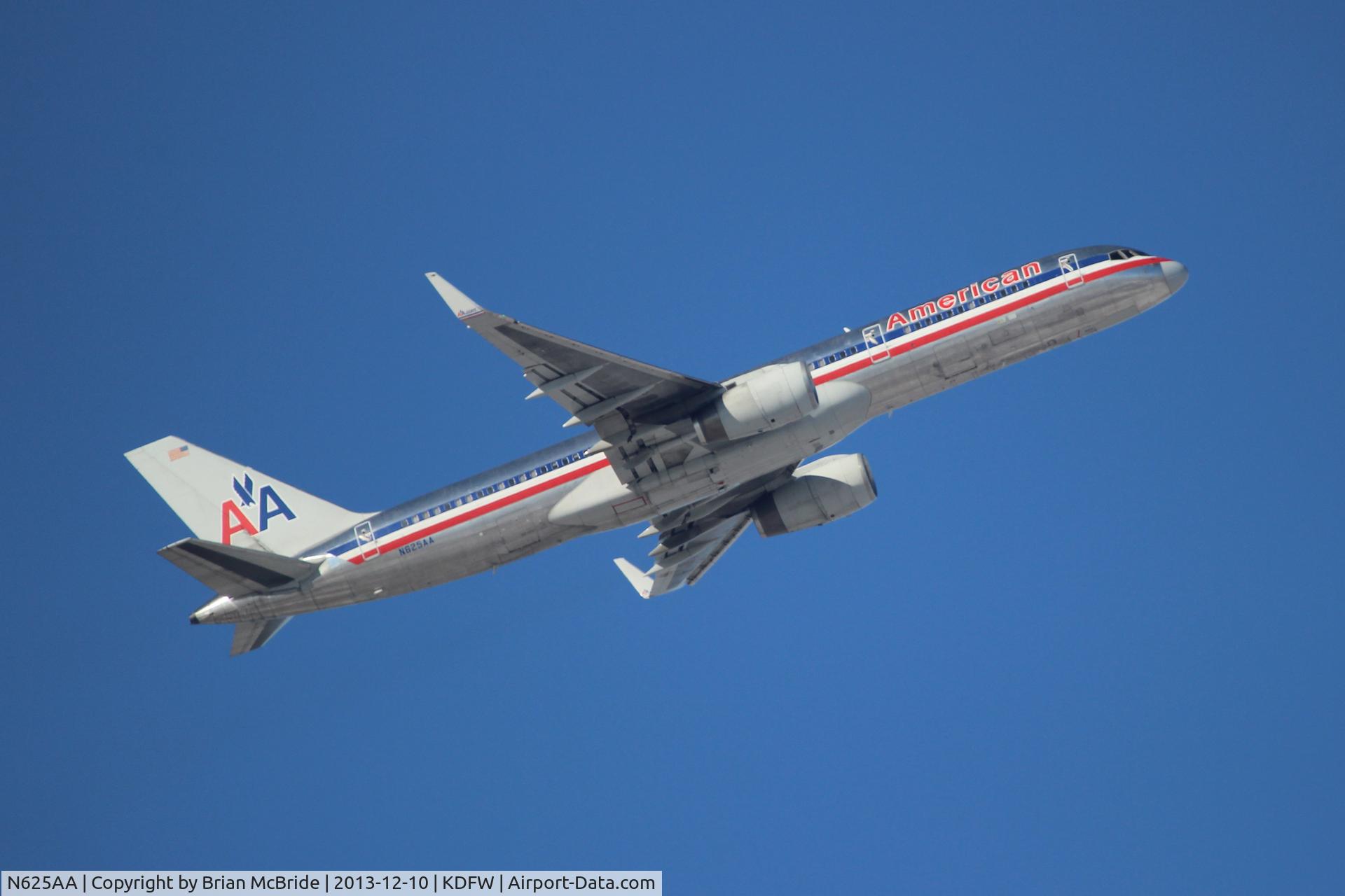 N625AA, 1990 Boeing 757-223 C/N 24583, American Airlines. 757-223. N625AA 625 cn 24583 303. Dallas - Fort Worth - International (DFW KDFW). Image © Brian McBride. 10 December 2013