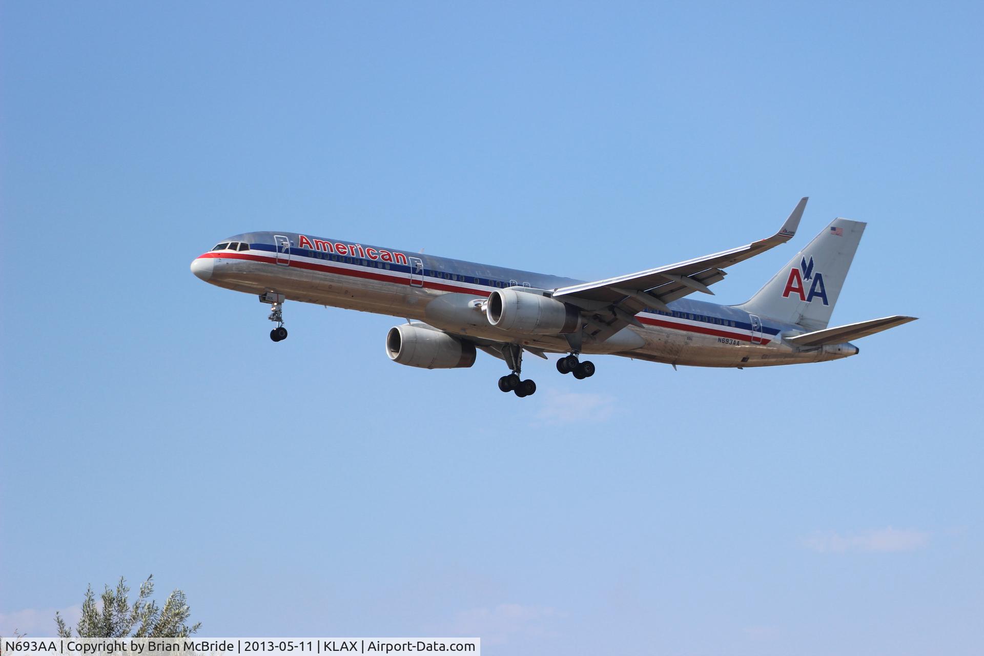 N693AA, 1994 Boeing 757-223 C/N 26973, American Airlines. 757-223. N693AA 5DL cn 26973 580. Los Angeles - International (LAX KLAX). Image © Brian McBride. 11 May 2013