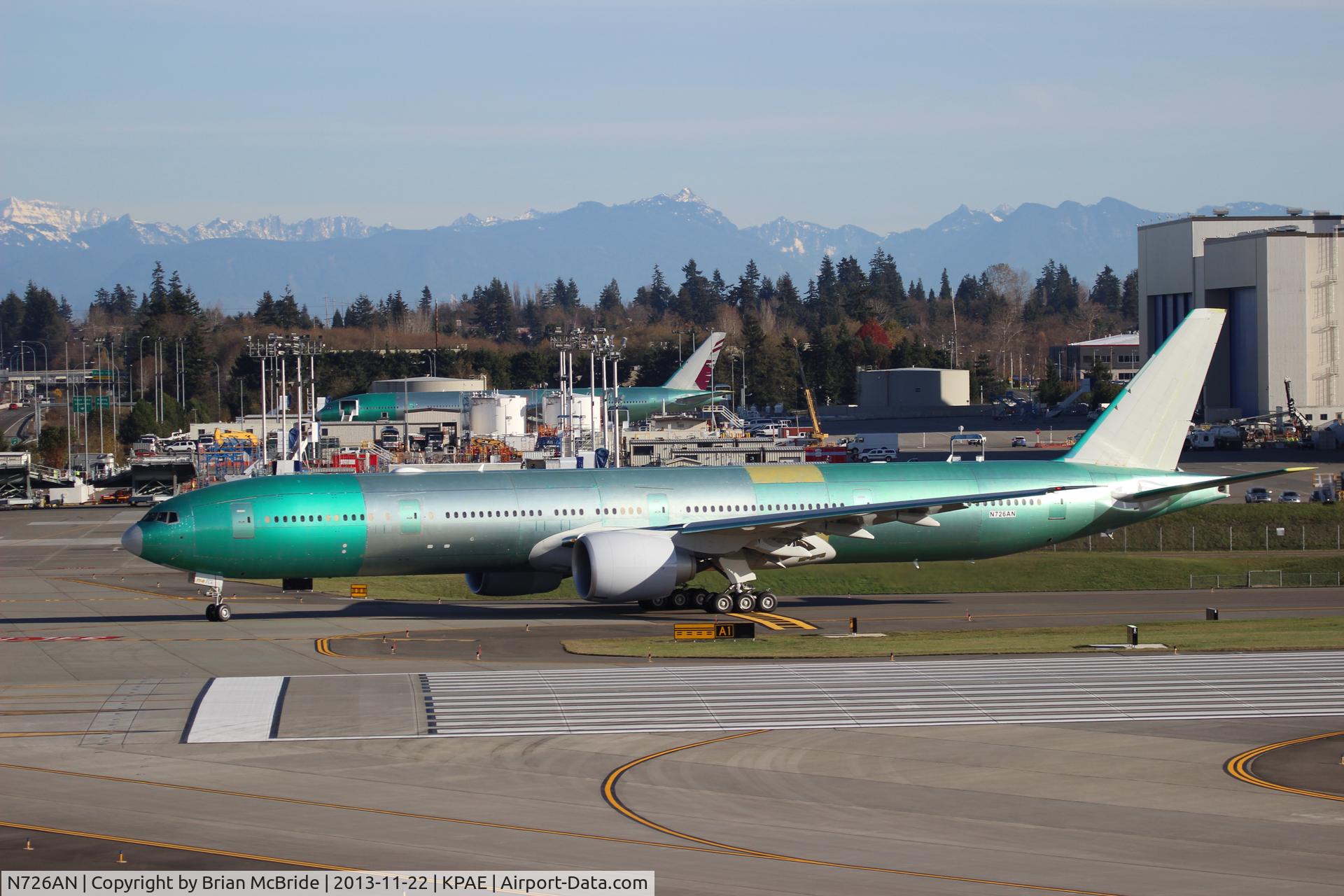 N726AN, 2013 Boeing 777-323/ER C/N 31550, American Airlines. 777-323ER. N726AN cn 31550 1160. Flown to Portland for painting. Everett - Snohomish County Paine Field (PAE KPAE). Image © Brian McBride. 22 November 2013