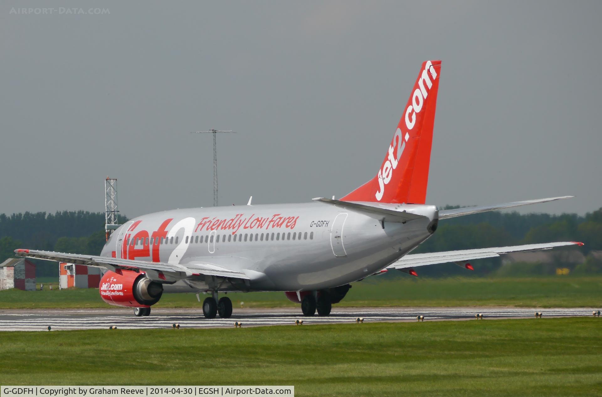 G-GDFH, 1993 Boeing 737-3Y5 C/N 25615, About to depart.