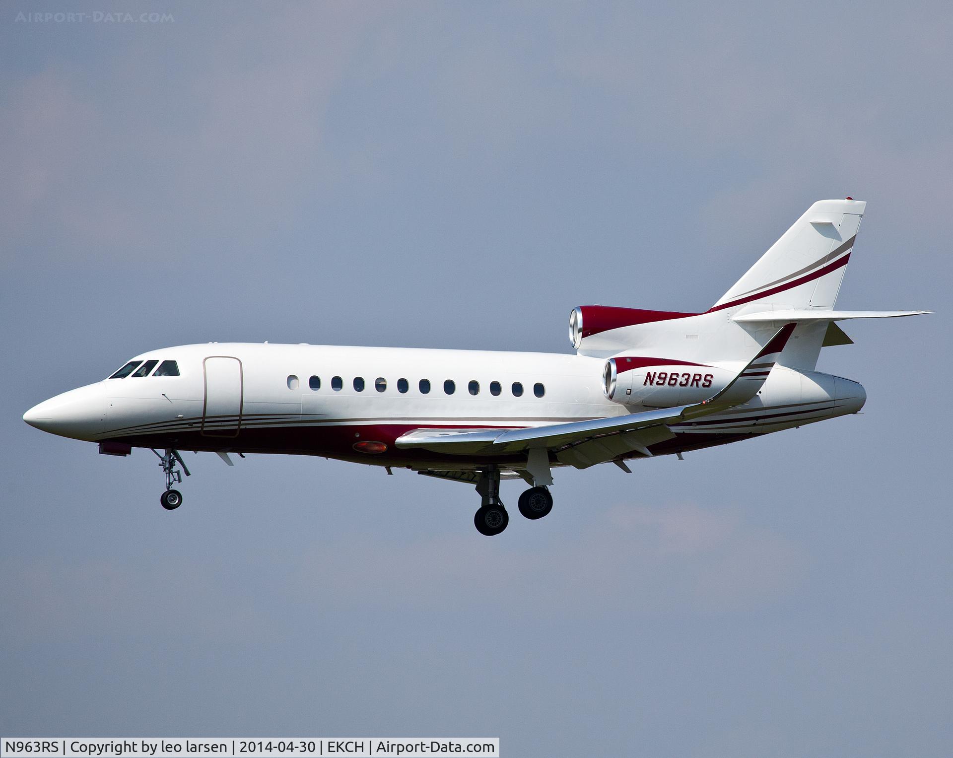 N963RS, Dassault Falcon 900EX EASy C/N 97, Copenhagen Kastrup 30.4.14 now with Winglets