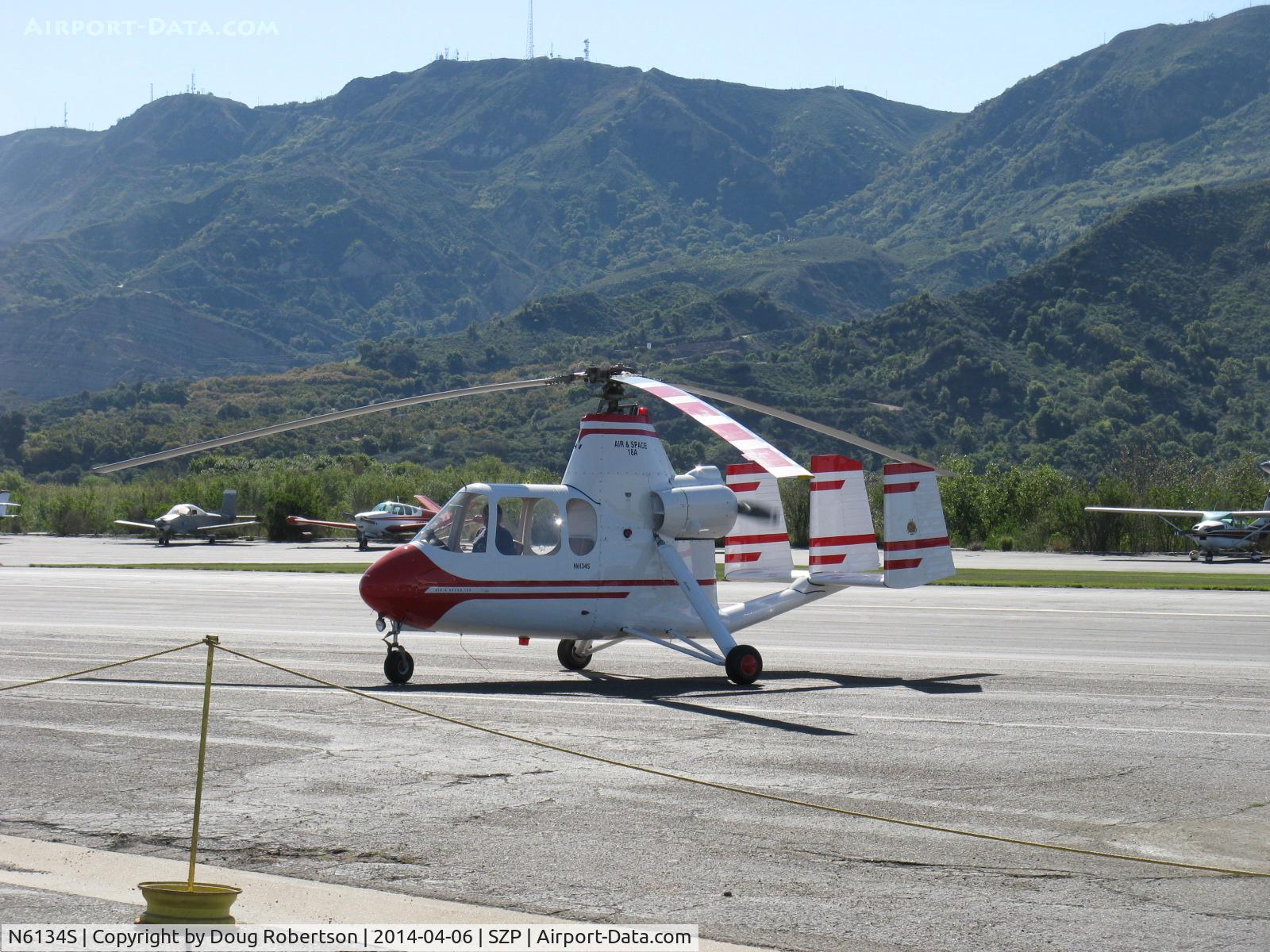 N6134S, 1965 Air & Space America Inc 18A C/N 18-41, 1965 Air & Space Mfg. Inc. 18A jump start autogyro, Lycoming O&VO-360 180 Hp pusher, rare airworthy production aircraft derived from Umbaugh 18 production autogyro, SZP-based. Taxi under pusher power.