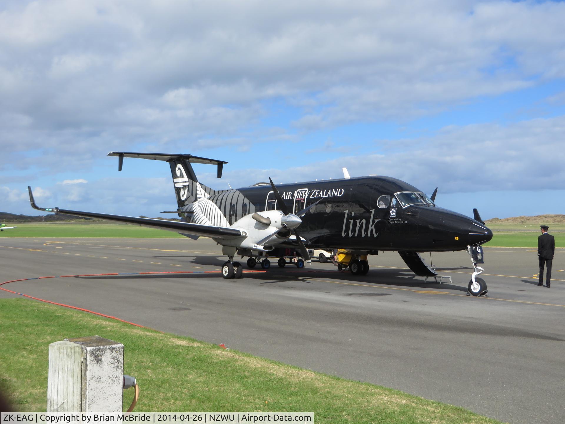 ZK-EAG, 2002 Raytheon Aircraft Company 1900D C/N UE-430, Air New Zealand (Eagle Airways). Raytheon 1900D. ZK-EAG cn UE-430. Wanganui (WAG NZWU). Image © Brian McBride. 26 April 2014