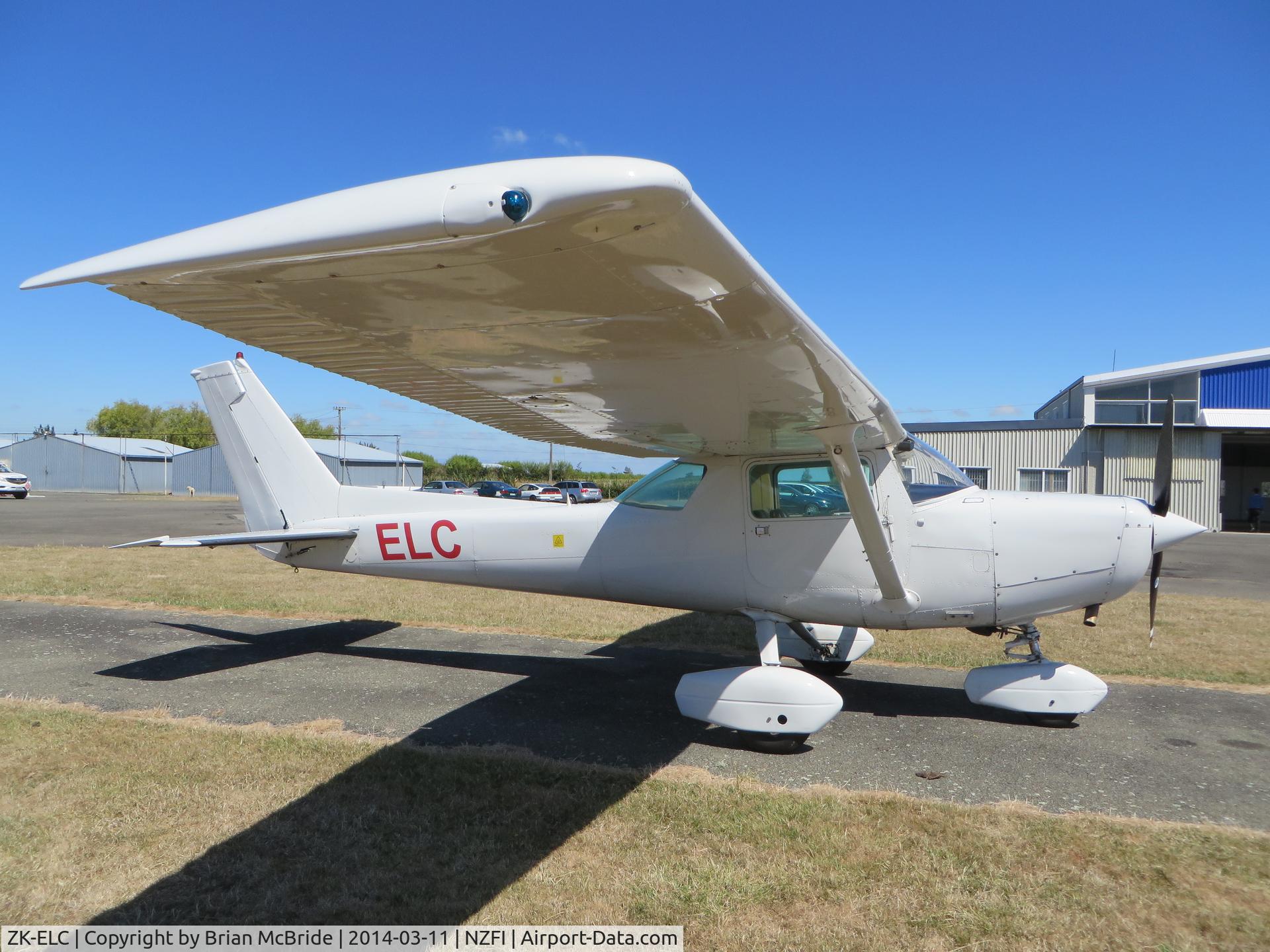 ZK-ELC, Cessna A152 Aerobat C/N A1520787, Cessna A152 Aerobat. ZK-ELC cn A1520787. Fielding Aerodrome (ICAO NZFI). Image © Brian McBride. 11 March 2014