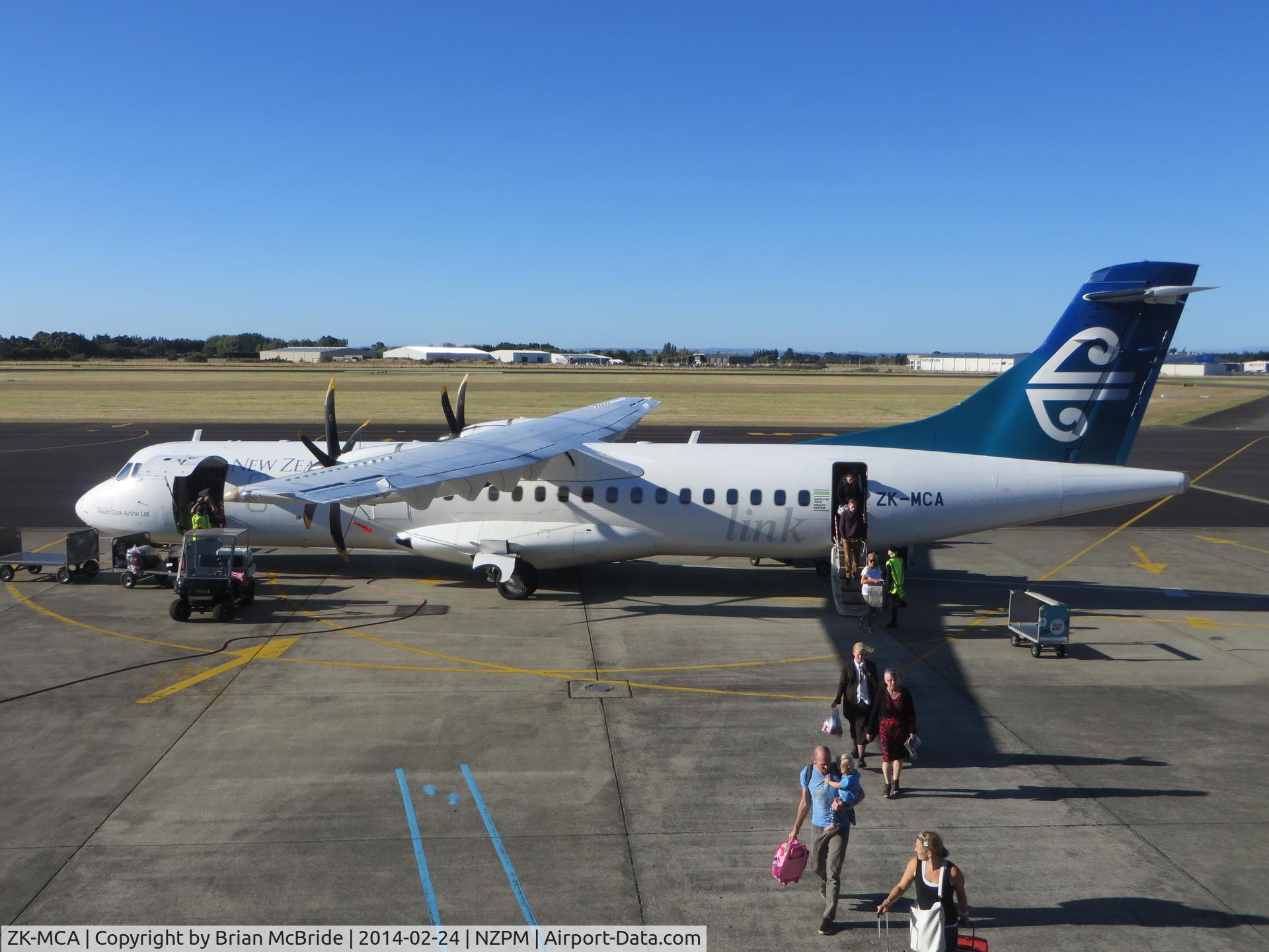 ZK-MCA, 1999 ATR 72-212A C/N 597, Air New Zealand (Mount Cook Airline). ATR ATR-72-500 (ATR-72-212A). ZK-MCA cn 597. Palmerston North (PMR NZPM). Image © Brian McBride. 24 February 2014