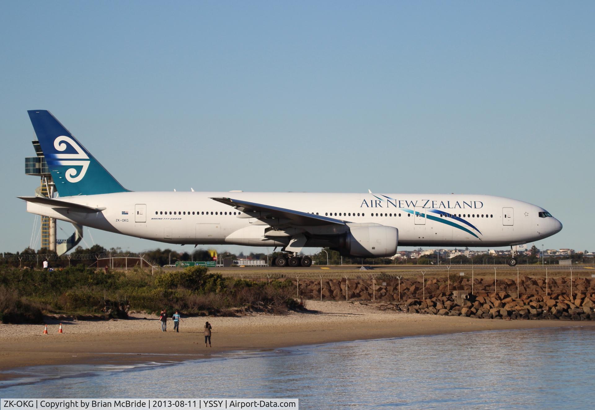 ZK-OKG, 2006 Boeing 777-219 C/N 29403, Air New Zealand. 777-219ER. ZK-OKG cn 29403 591. Sydney - Kingsford Smith International (Mascot) (SYD YSSY). Image © Brian McBride. 11 August 2013