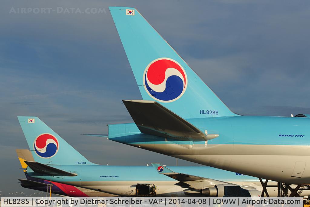 HL8285, 2014 Boeing 777-FB5 C/N 37641, Korean Boeing 777-200