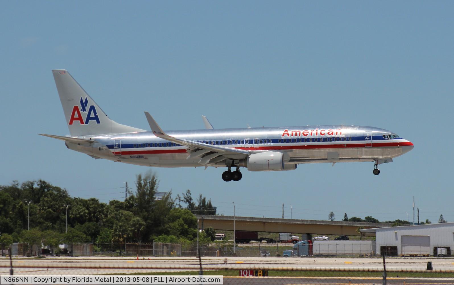 N866NN, 2010 Boeing 737-823 C/N 40584, American 737-800