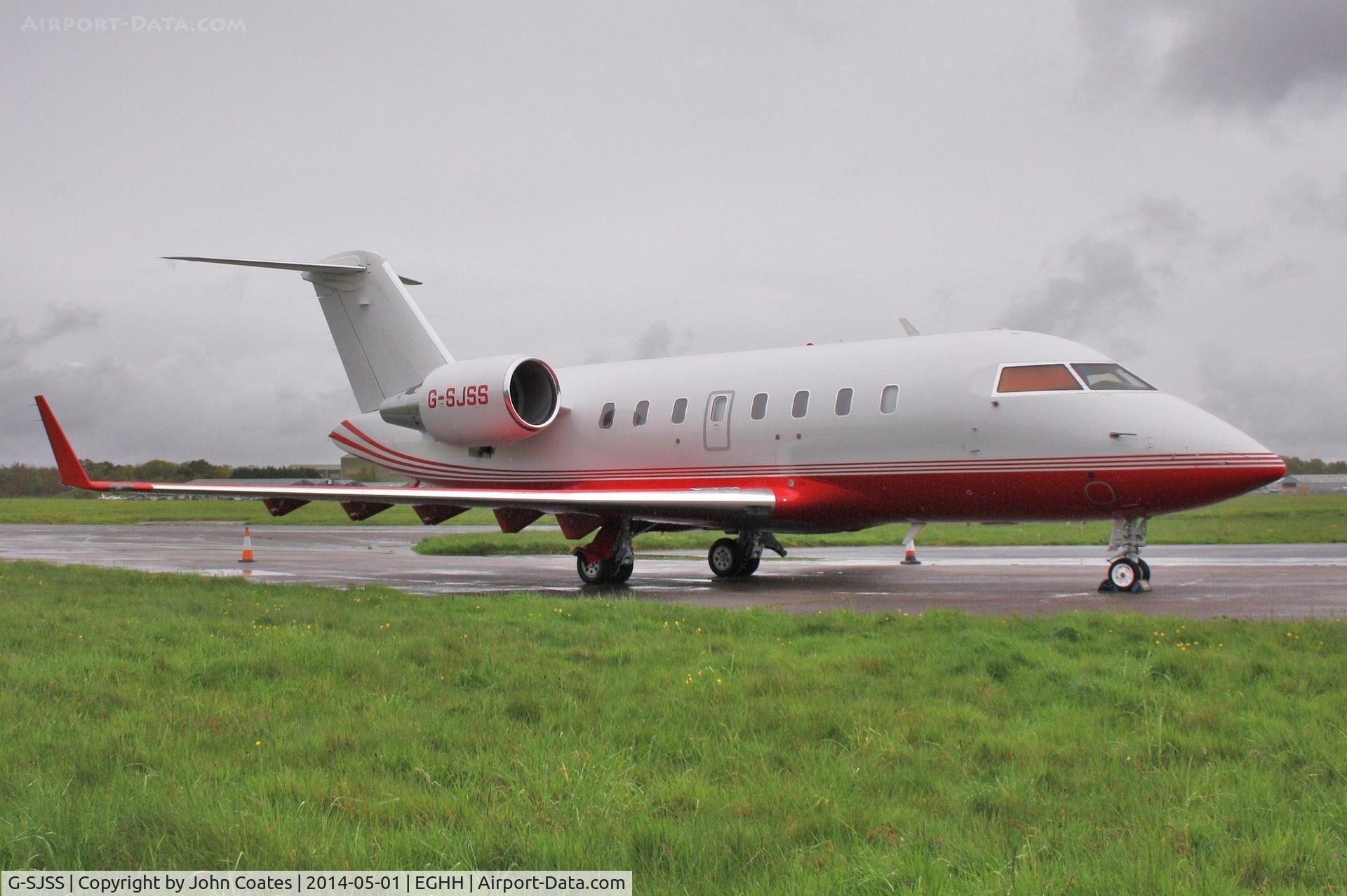 G-SJSS, 2008 Bombardier Challenger 605 (CL-600-2B16) C/N 5760, At Signatures