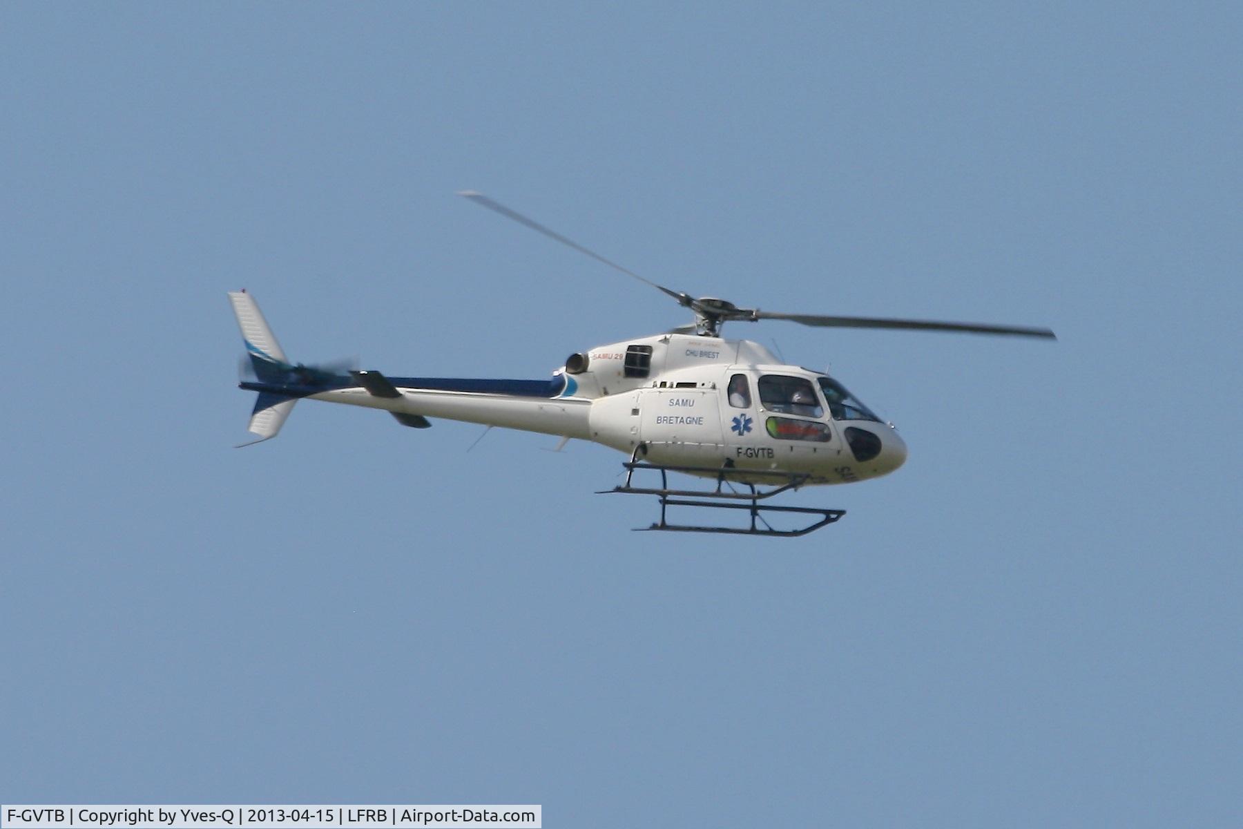 F-GVTB, Eurocopter AS-355N Twin Star C/N 5557, Eurocopter AS 355 N, Flight above Brest-Guipavas Airport (LFRB-BES)