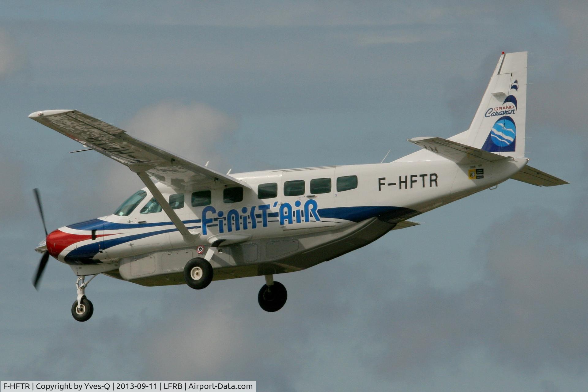 F-HFTR, 2008 Cessna 208B Grand Caravan C/N 208B-2041, Cessna 208B Grand Caravan, Short approach rwy 25L, Brest-Bretagne Airport (LFRB-BES)