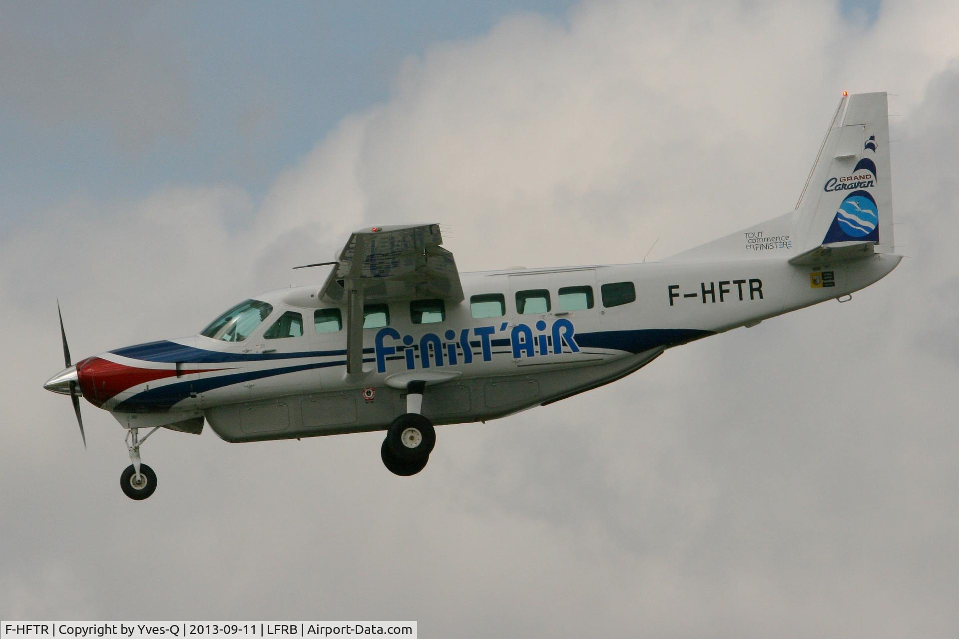 F-HFTR, 2008 Cessna 208B Grand Caravan C/N 208B-2041, Cessna 208B Grand Caravan, Short approach rwy 25L, Brest-Bretagne Airport (LFRB-BES)